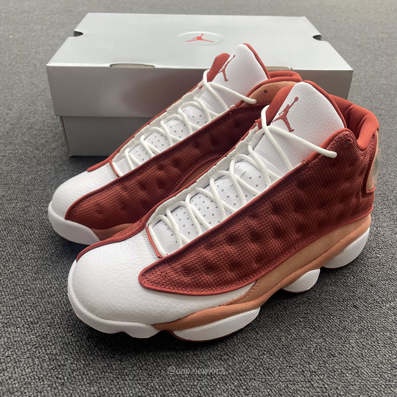 Air Jordan 13 Retro Dune Red Terra Blush Dj5982 601 (9) - newkick.app