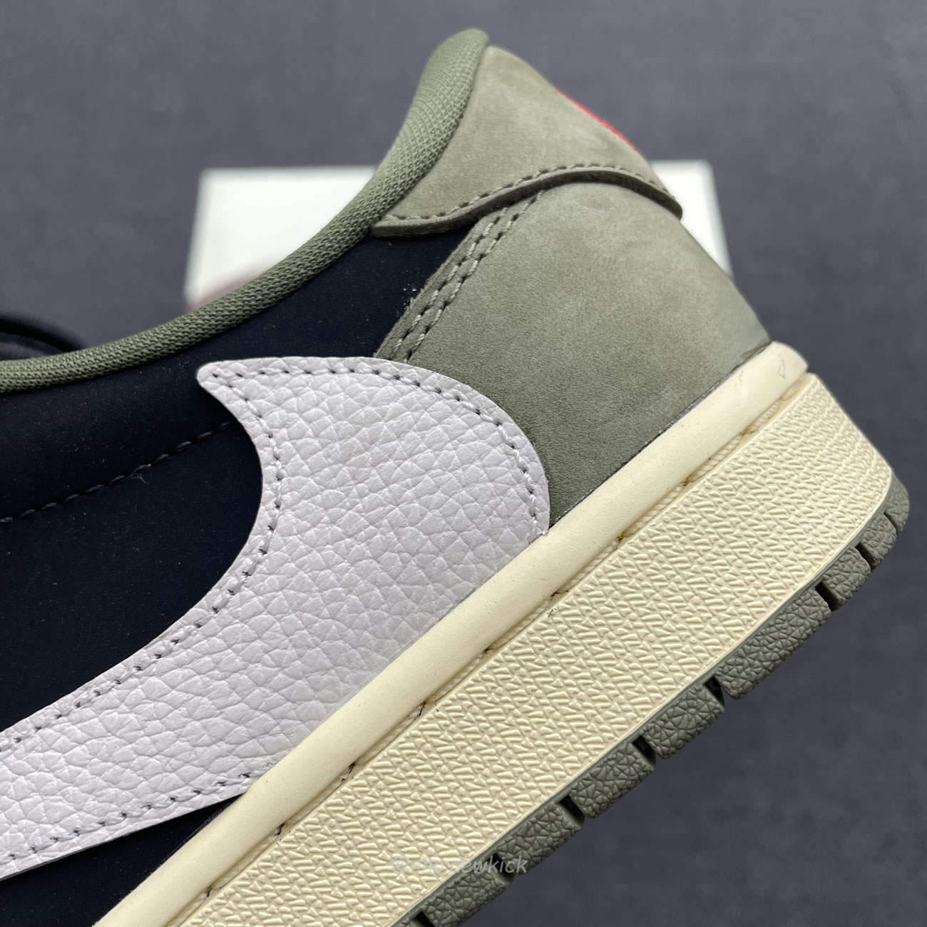 Travis Scott X Nike Air Jordan 1 Retro Low Og Sp Black Olive Dm7866 002 (8) - newkick.app