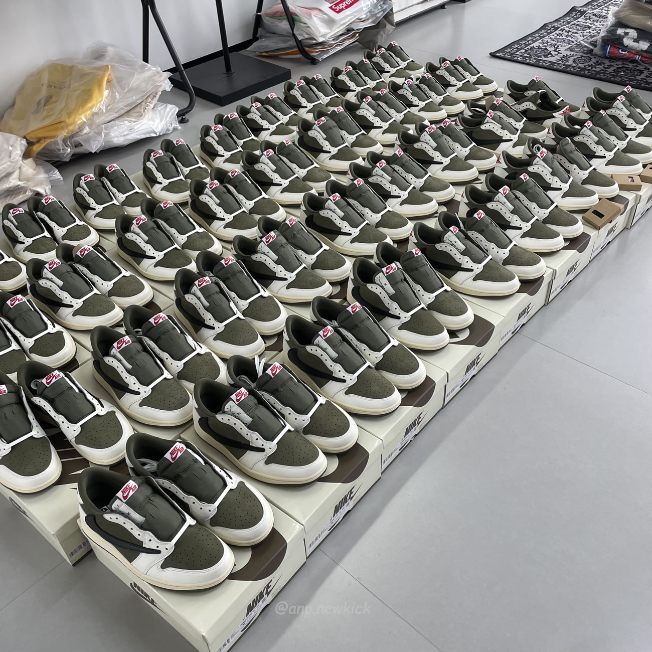 Travis Scott X Air Jordan 1 Low Og Sp Medium Olive Dm7866 200 (10) - newkick.app