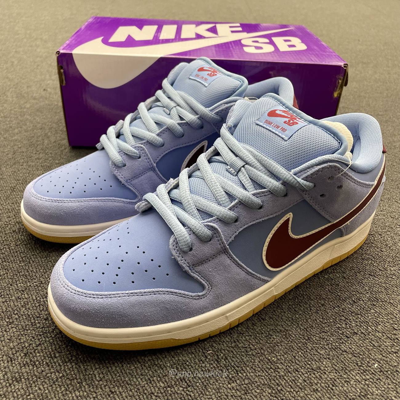 Nike Sb Dunk Low Philadelphia Phillies Dq4040 400 (11) - newkick.app