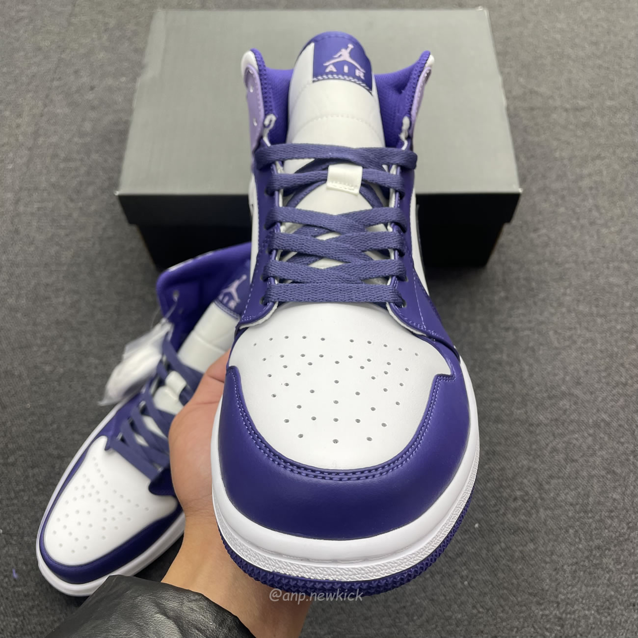 Air Jordan 1 Mid Blueberry Dq8426 515 (10) - newkick.app