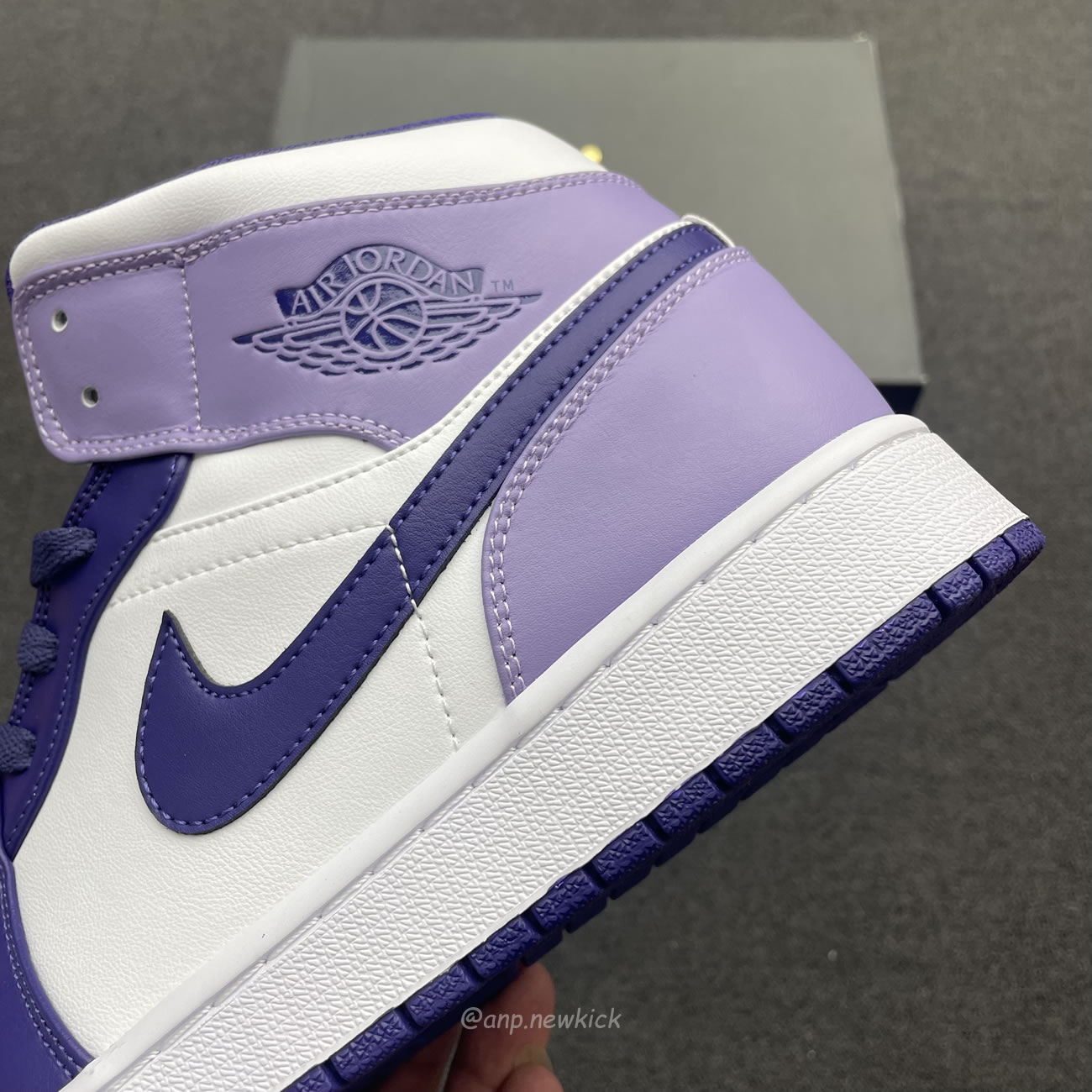 Air Jordan 1 Mid Blueberry Dq8426 515 (7) - newkick.app