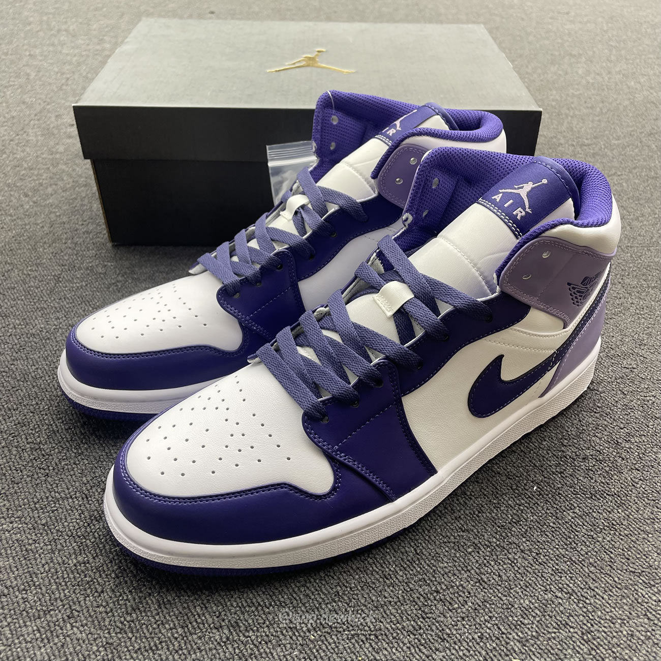 Air Jordan 1 Mid Blueberry Dq8426 515 (9) - newkick.app