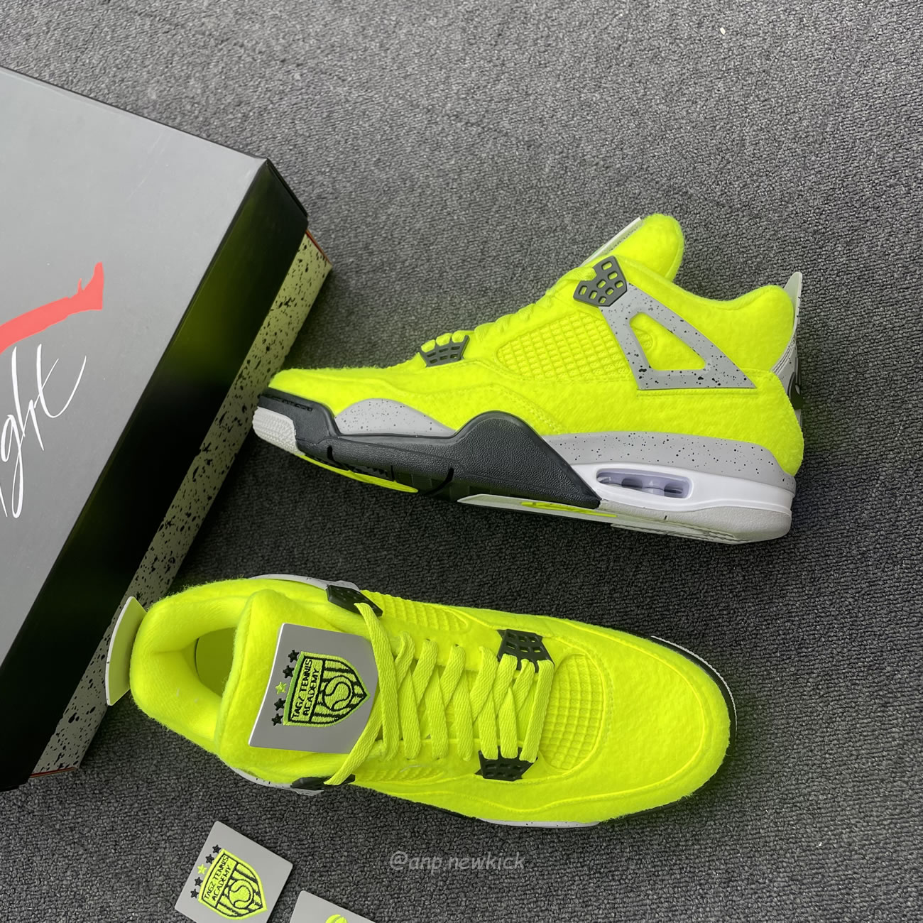 Air Jordan 4 Retro Tennis Ball Dv6773 700 (9) - newkick.app