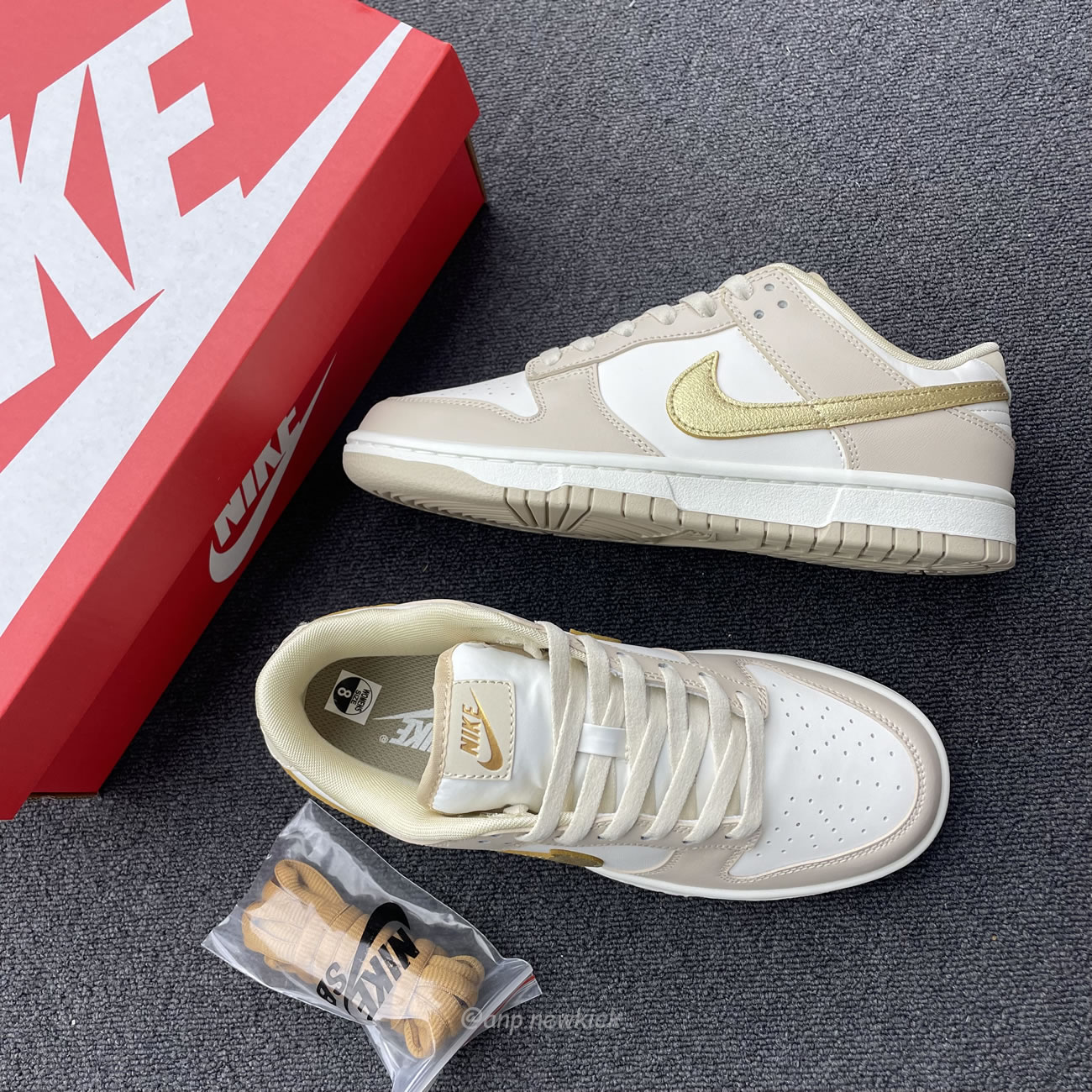 Nike Dunk Low Gold Swoosh Dx5930 001 (6) - newkick.app