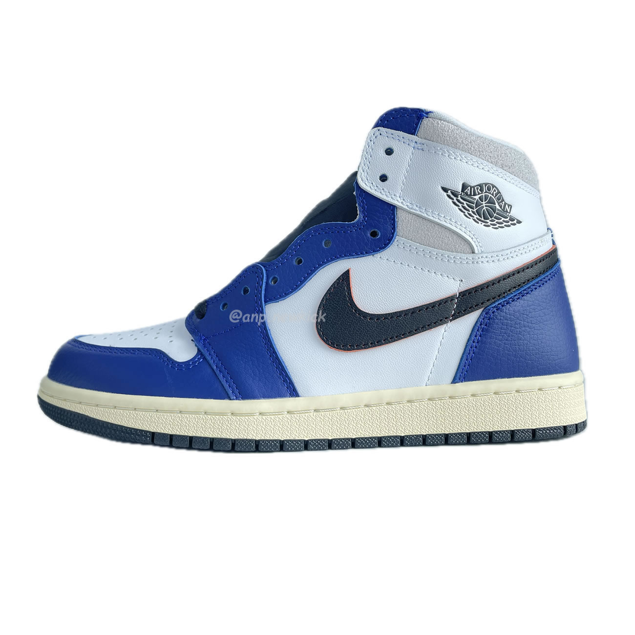 Air Jordan 1 Retro High Og Deep Royal Blue Dz5485 100 (1) - newkick.app