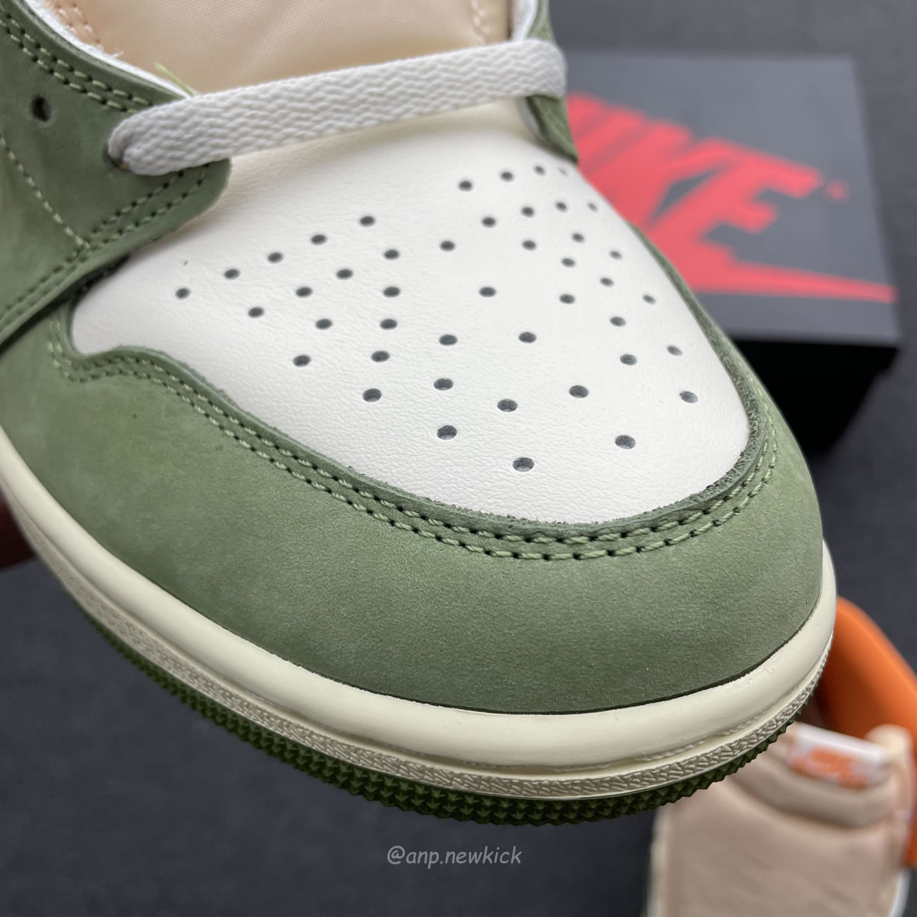 Air Jordan 1 High Og Craft Celadon Fb9934 300 (10) - newkick.app