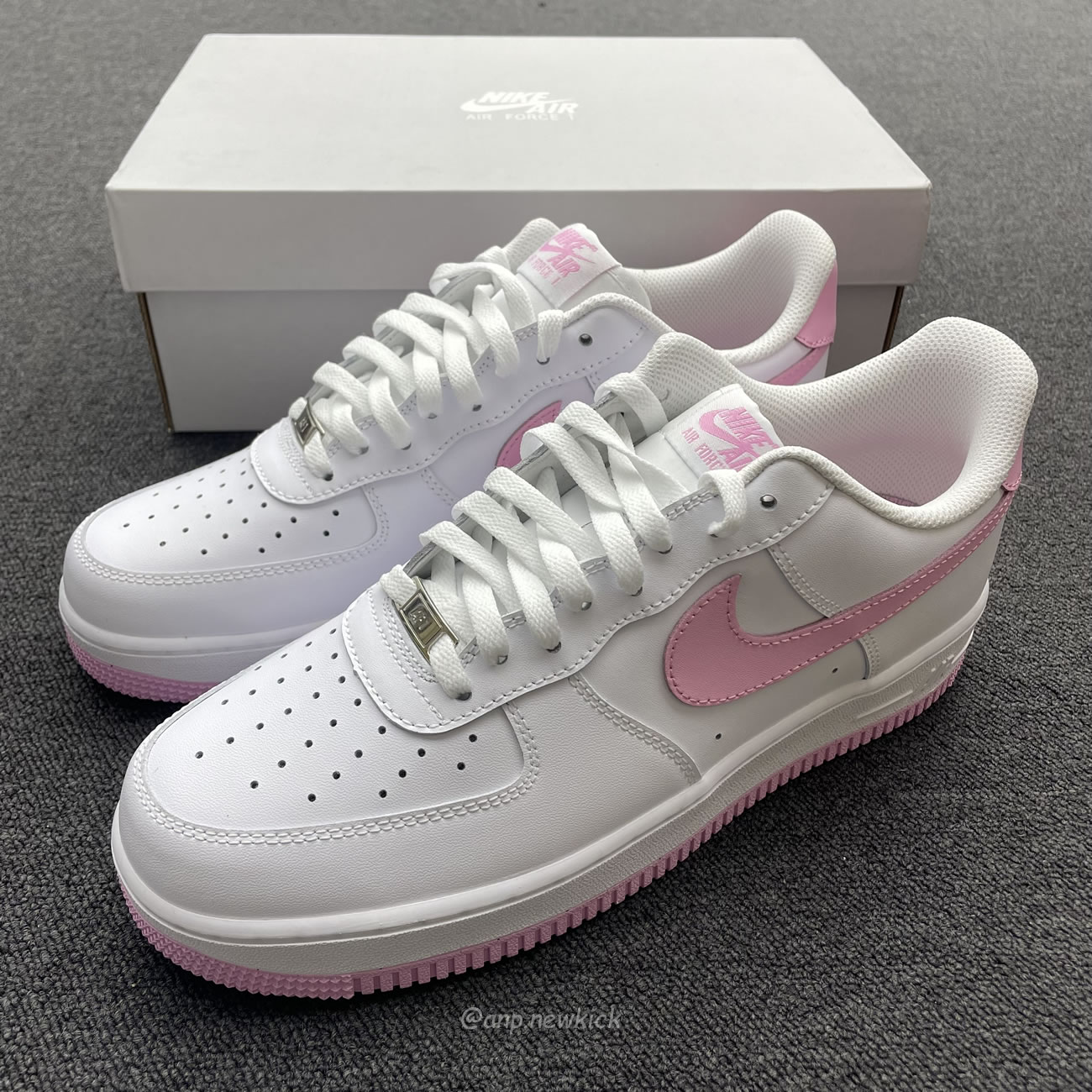 Nike Air Force 1 Low 07 Bubblegum Fj4146 101 (3) - newkick.app