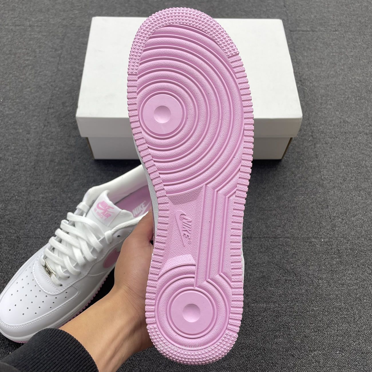 Nike Air Force 1 Low 07 Bubblegum Fj4146 101 (6) - newkick.app