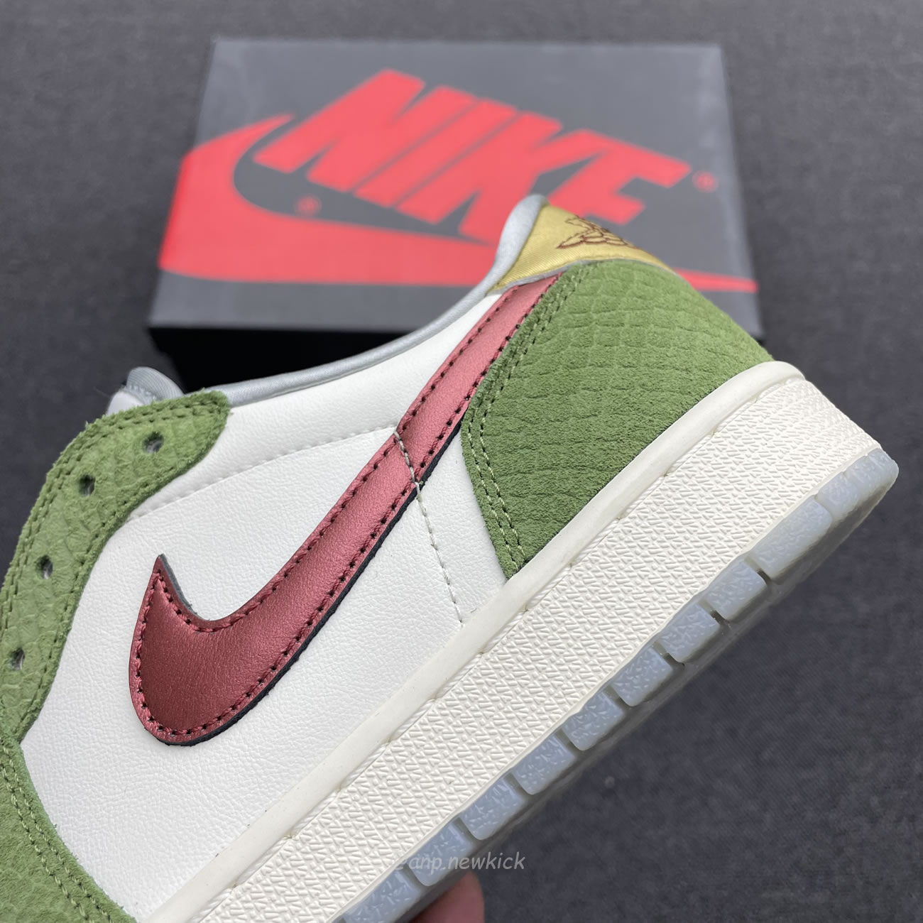 Air Jordan 1 Low Og Year Of The Dragon Fn3727 100 (11) - newkick.app