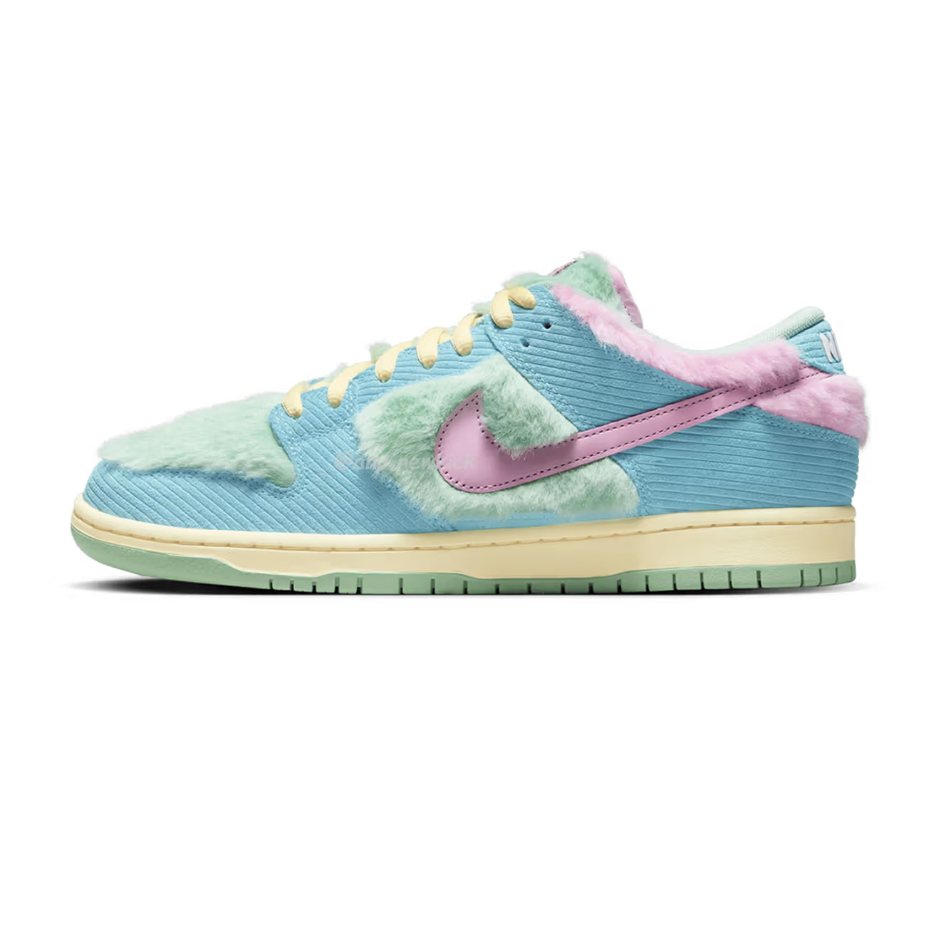 Nike Sb Dunk Low Verdy Visty Fn6040 400 (1) - newkick.app