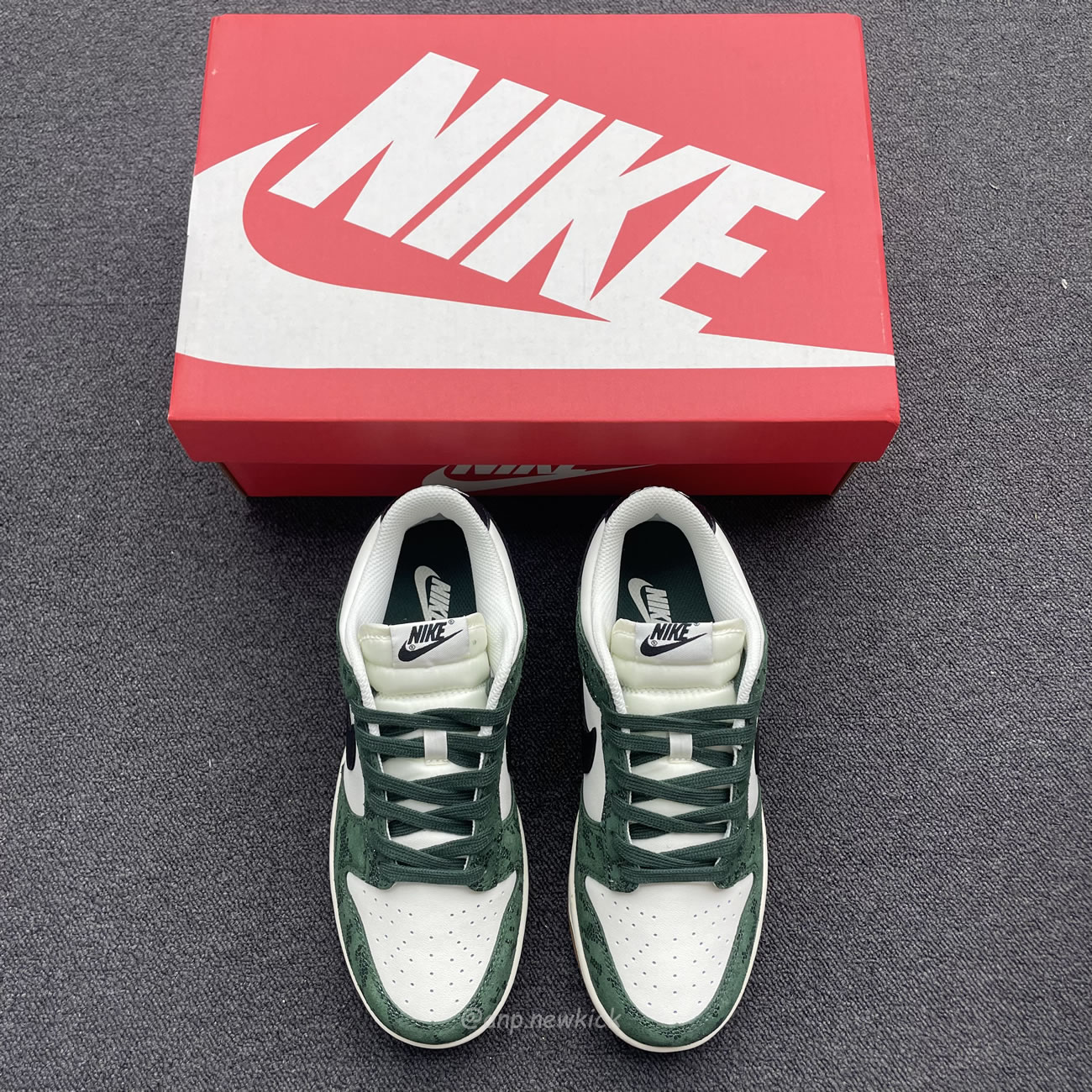 Nike Dunk Low Green Snake Womens Fq8893 397 (4) - newkick.app