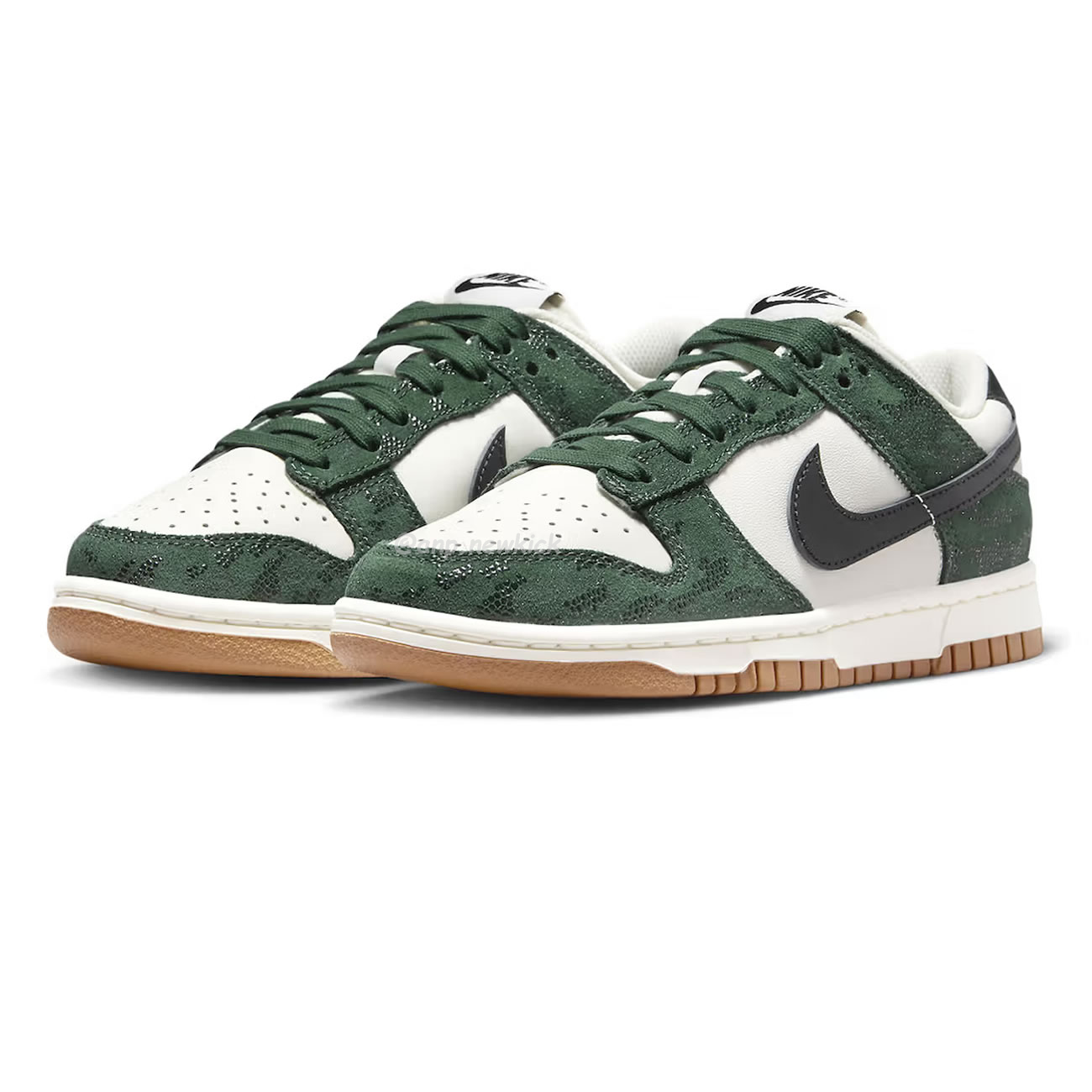 Nike Dunk Low Green Snake Womens Fq8893 397 (7) - newkick.app