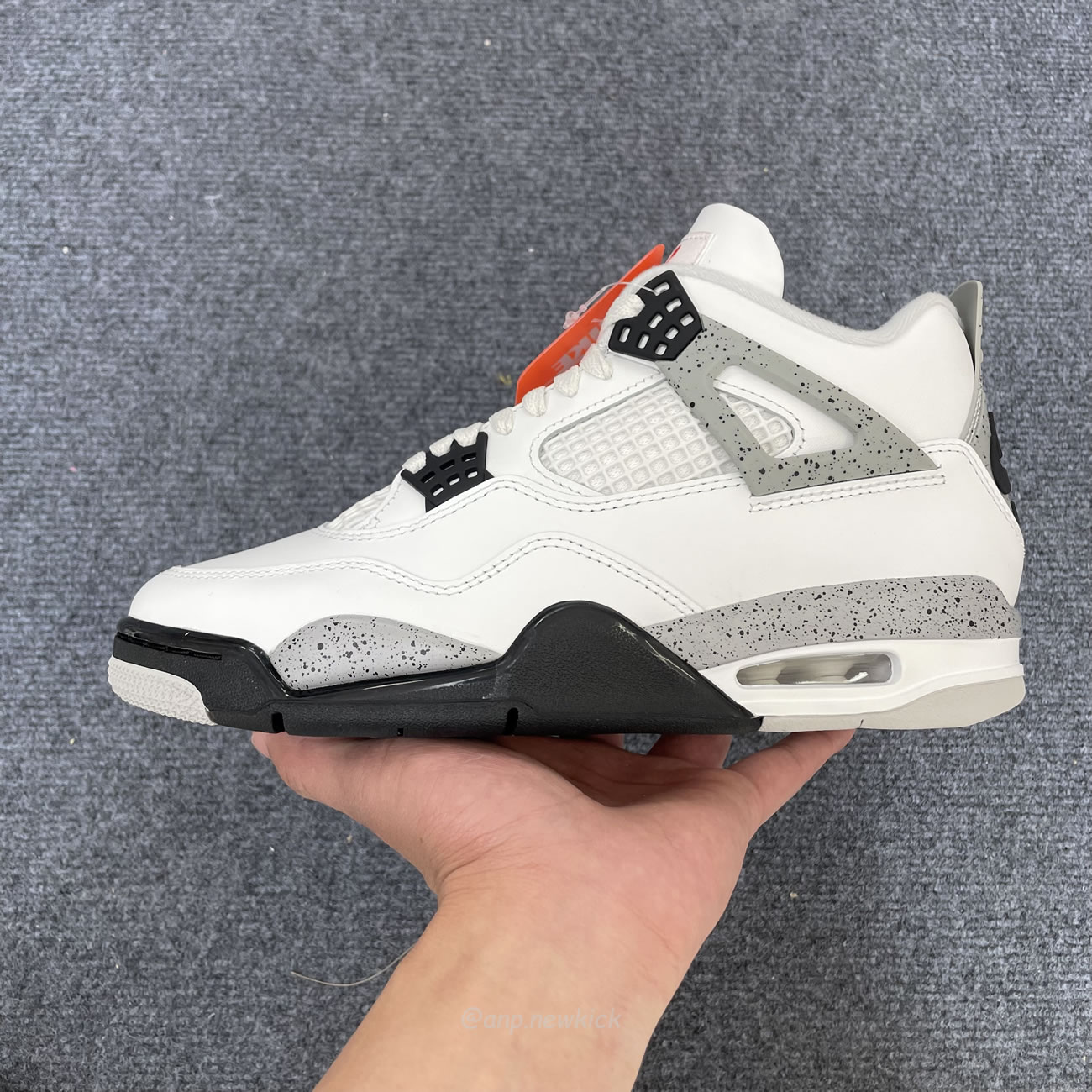 Air Jordan 4 Retro White Cement 2025 Fv5029 100 (7) - newkick.app