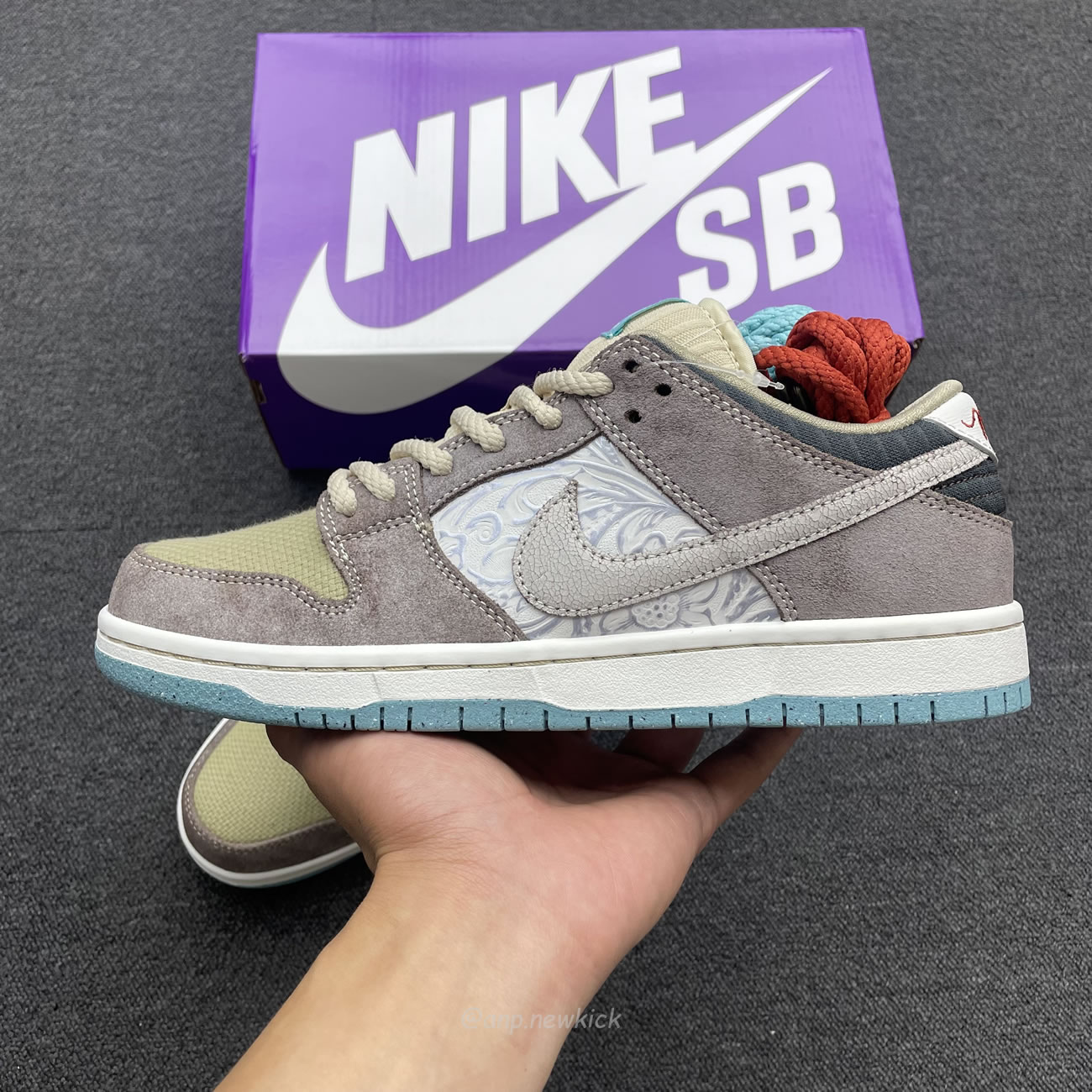 Nike Sb Dunk Low Big Money Savings Fz3129 200 (14) - newkick.app