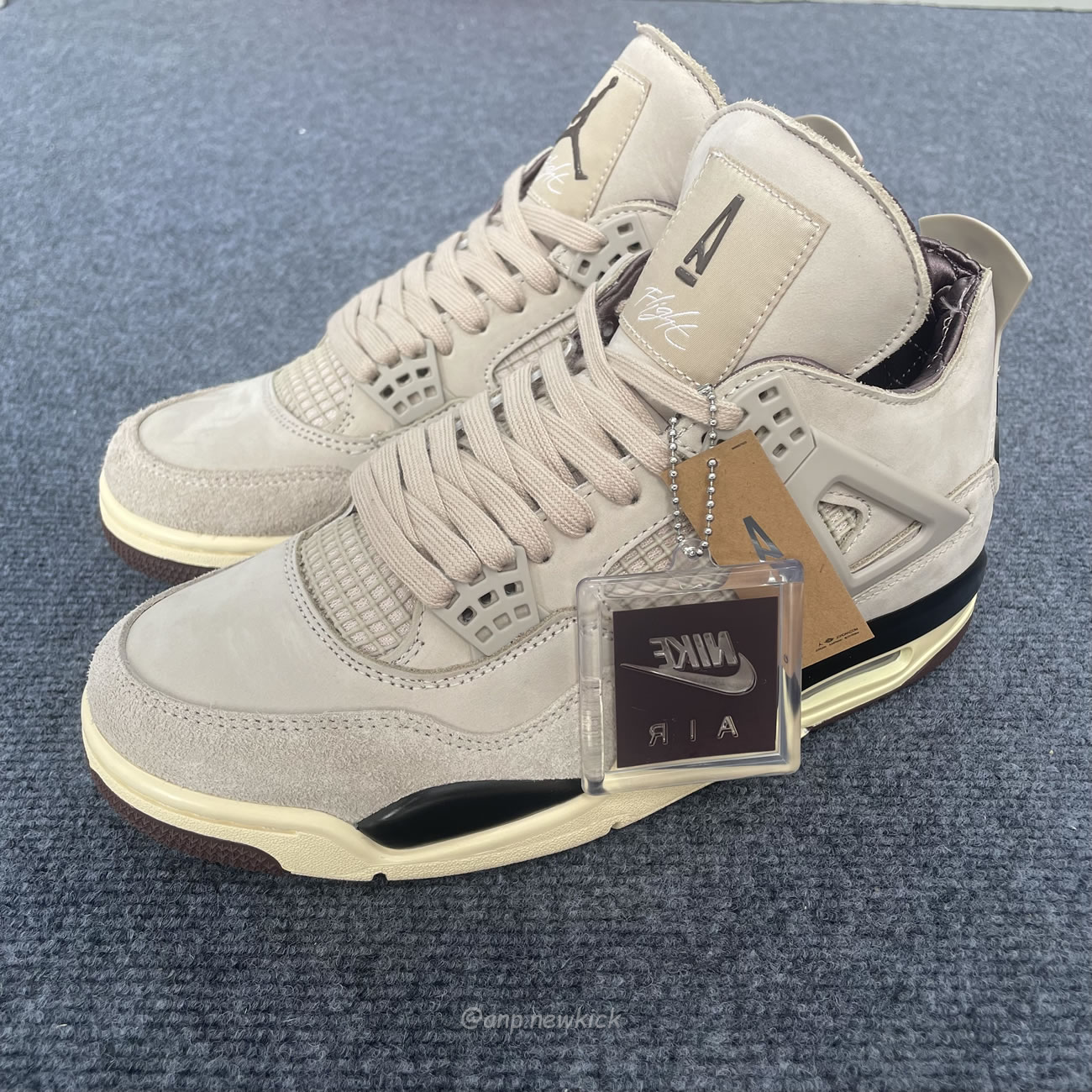 Air Jordan 4 Retro Og Sp A Ma Maniére While You Were Sleeping Womens Fz4810 200 (3) - newkick.app