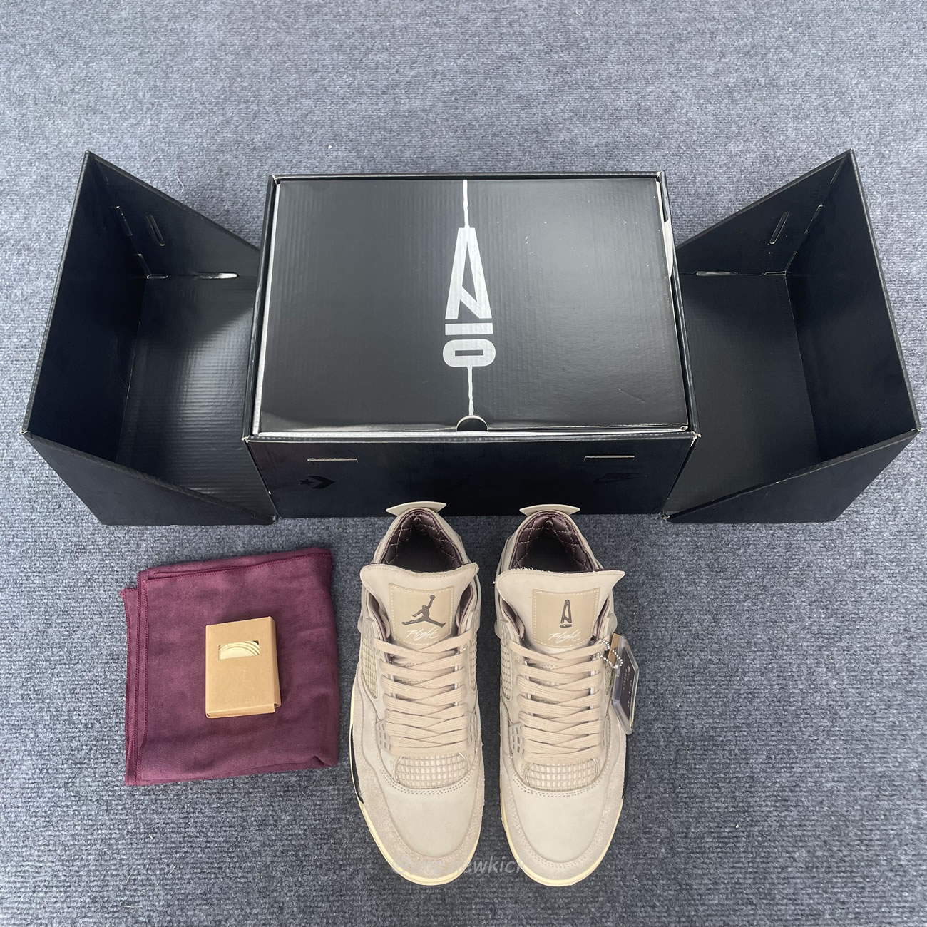 Air Jordan 4 Retro Og Sp A Ma Maniére While You Were Sleeping Womens Fz4810 200 (4) - newkick.app