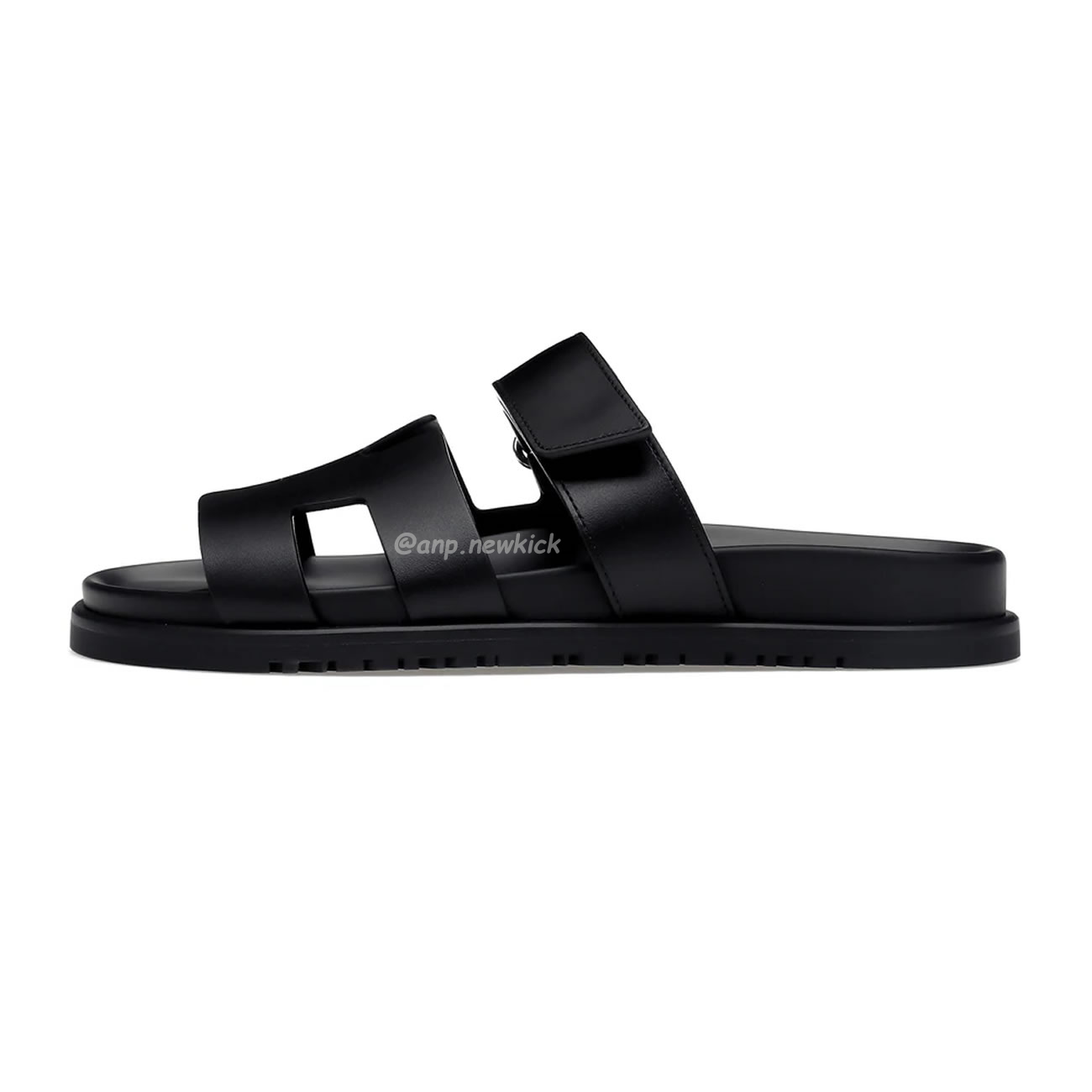 Hermes Chypre Sandal Noir Calfskin Leather H211865z (1) - newkick.app