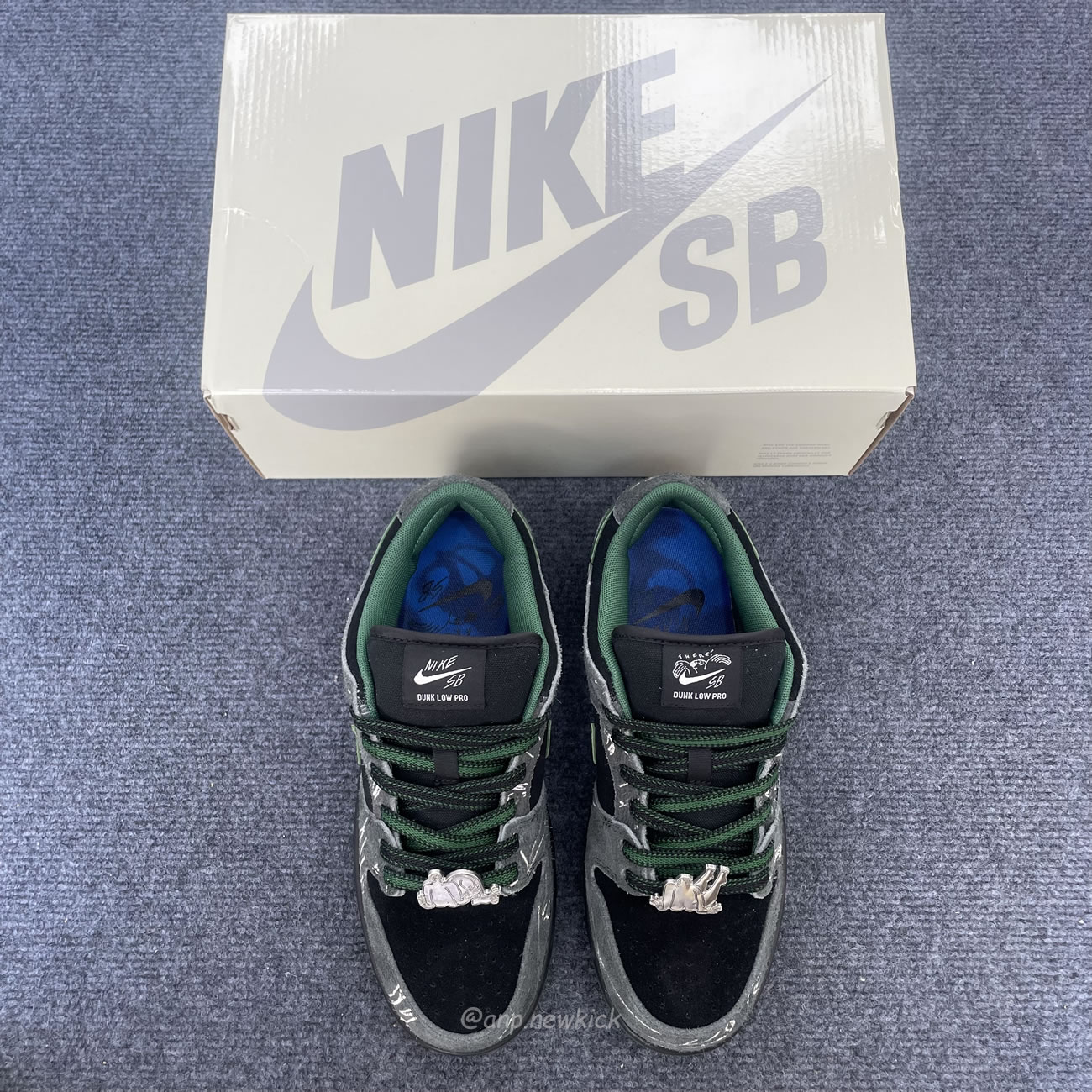 Nike Sb Dunk Low There Skateboards Hf7743 001 (9) - newkick.app