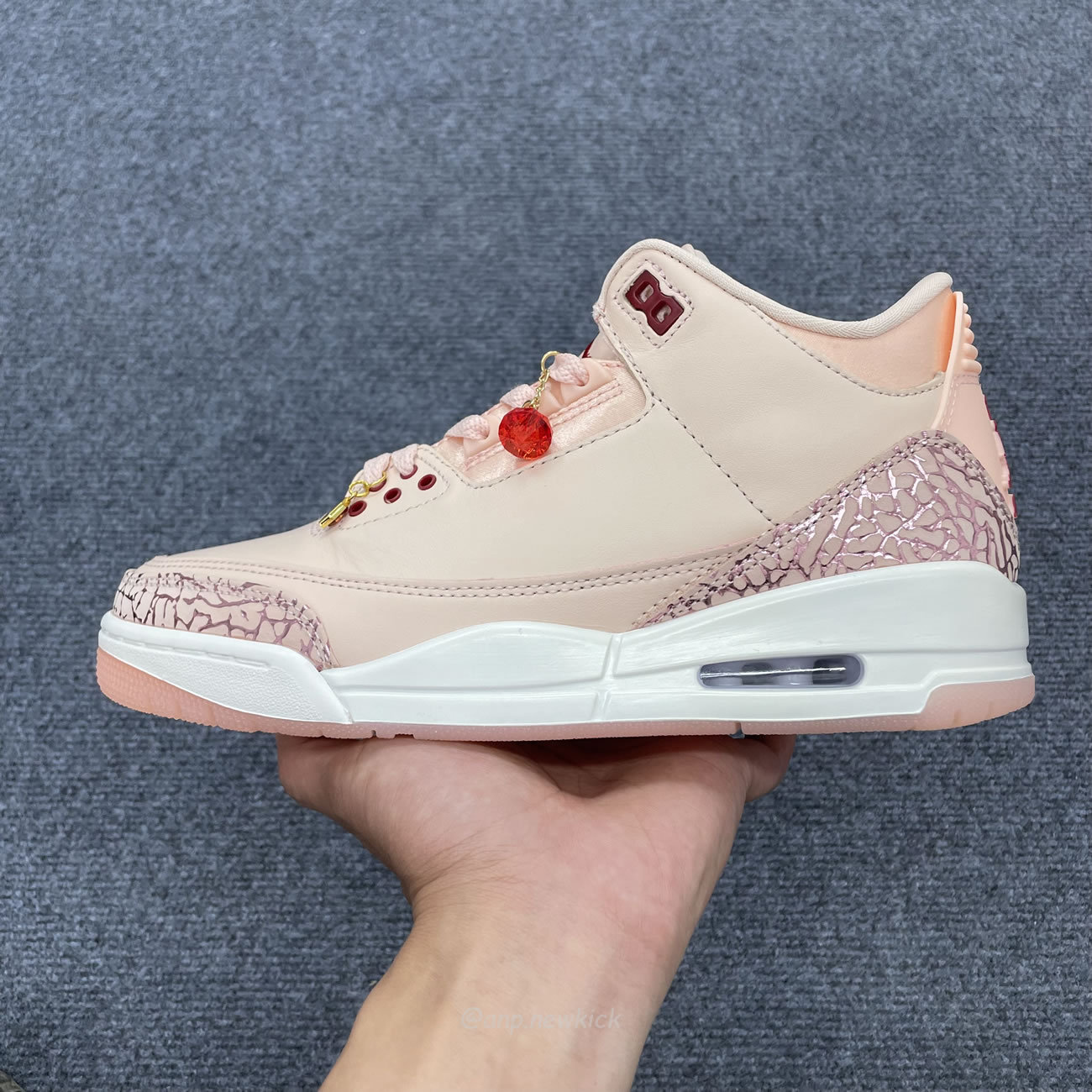 Air Jordan 3 Retro Valentines Day Hj0178 600 (2) - newkick.app