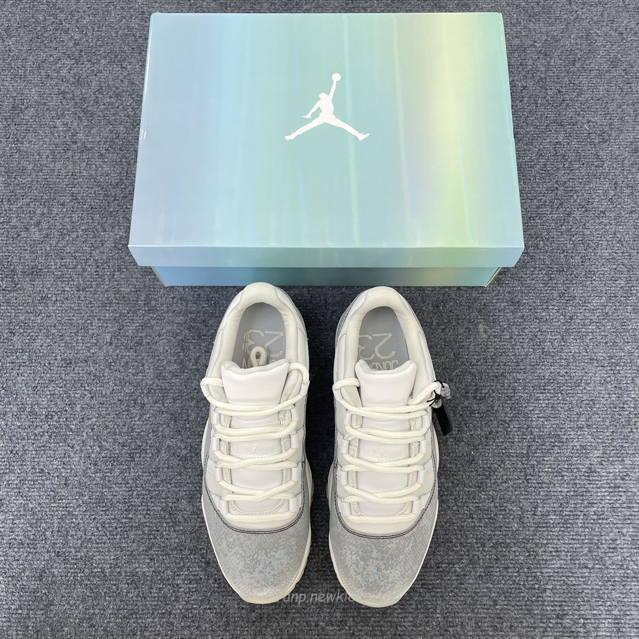 Air Jordan 11 Retro Low Year Of The Snake Hq7000 001 (6) - newkick.app