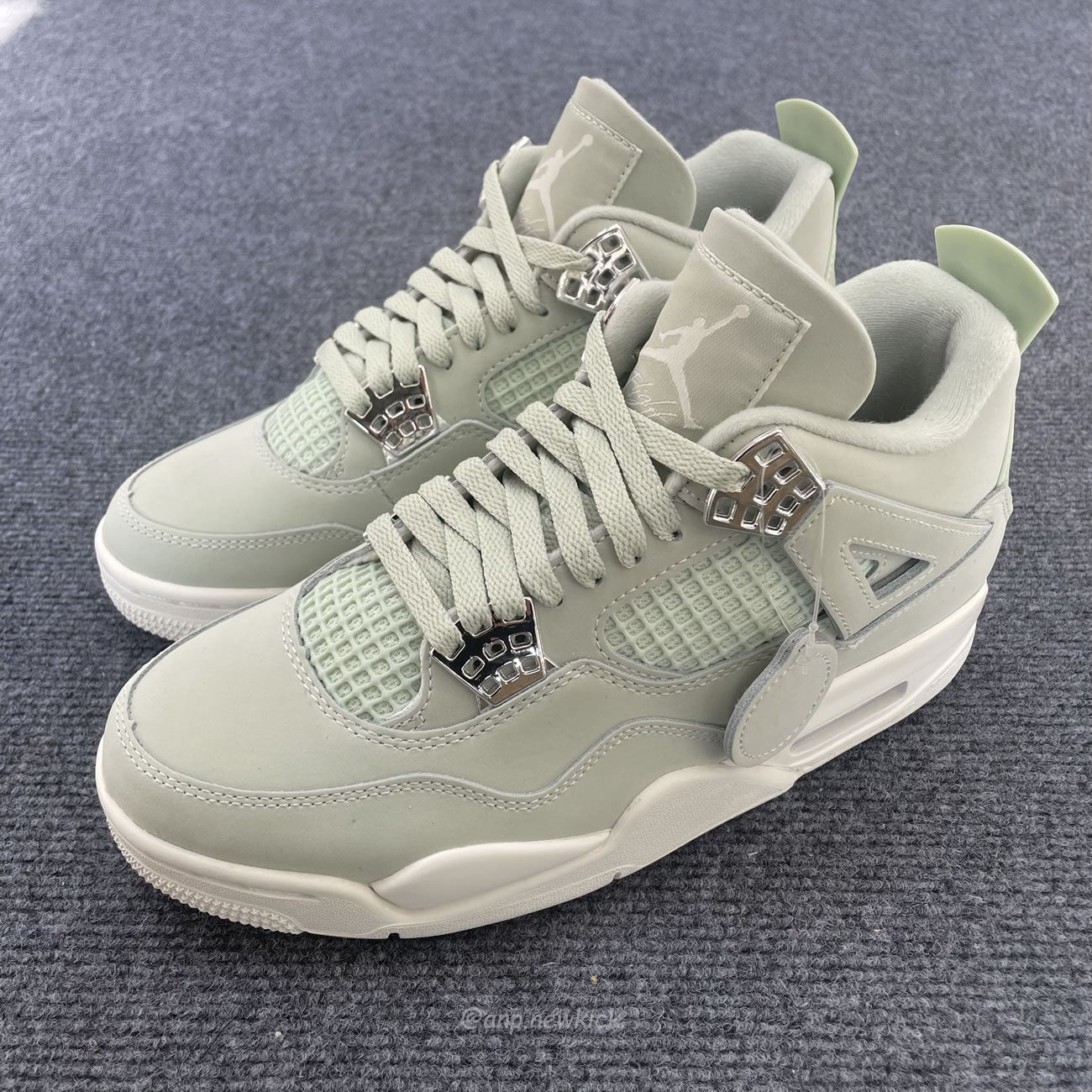 Air Jordan 4 Retro Seafoam Hv0823 003 (3) - newkick.app