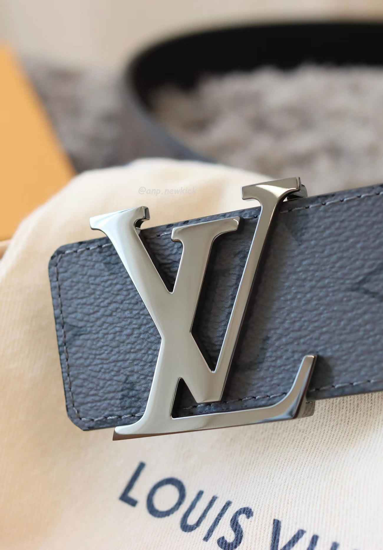 Louis Vuitton Reversible Belt Initiales Monogram Eclipse Reverse 40mm Gray M0285t (2) - newkick.app