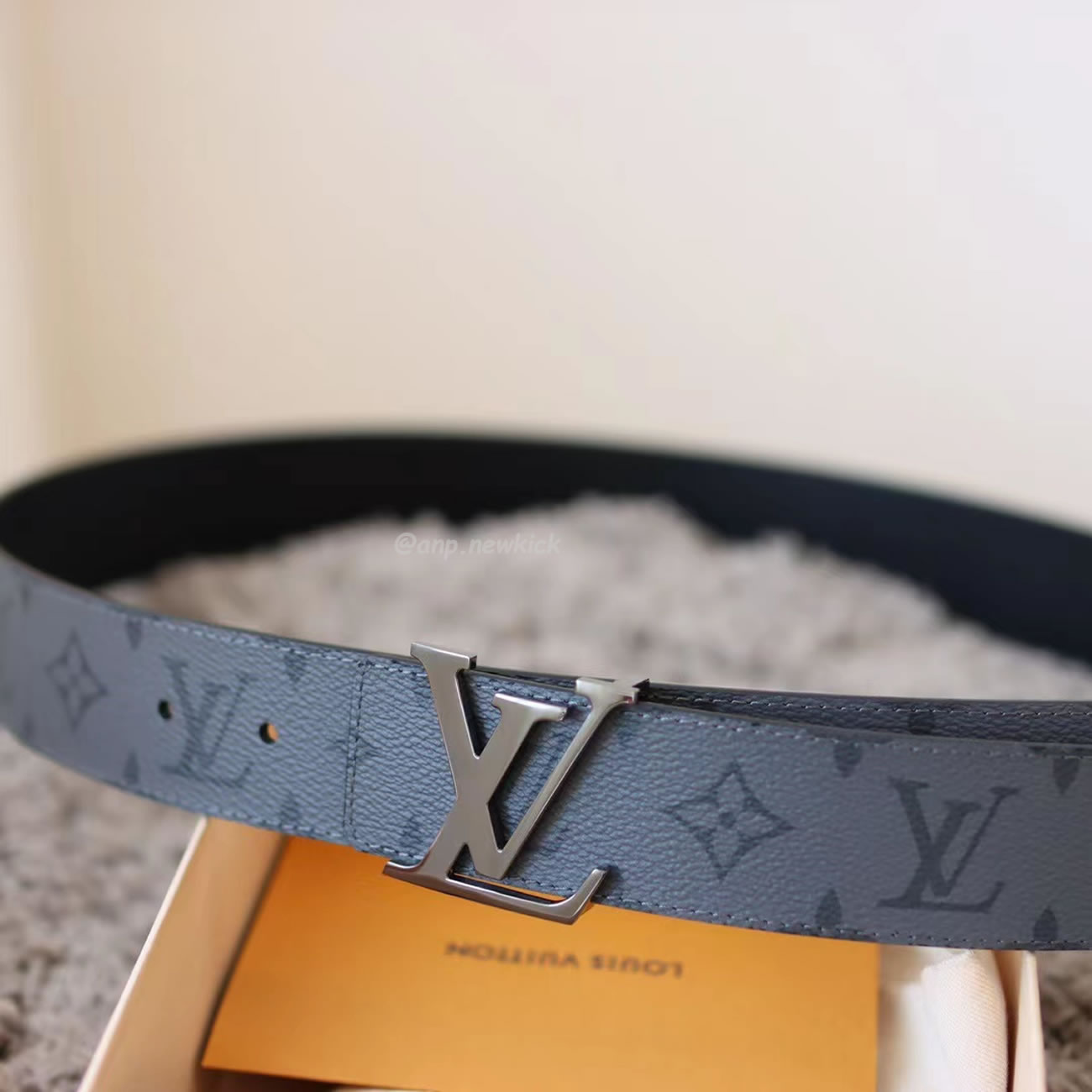 Louis Vuitton Reversible Belt Initiales Monogram Eclipse Reverse 40mm Gray M0285t (5) - newkick.app