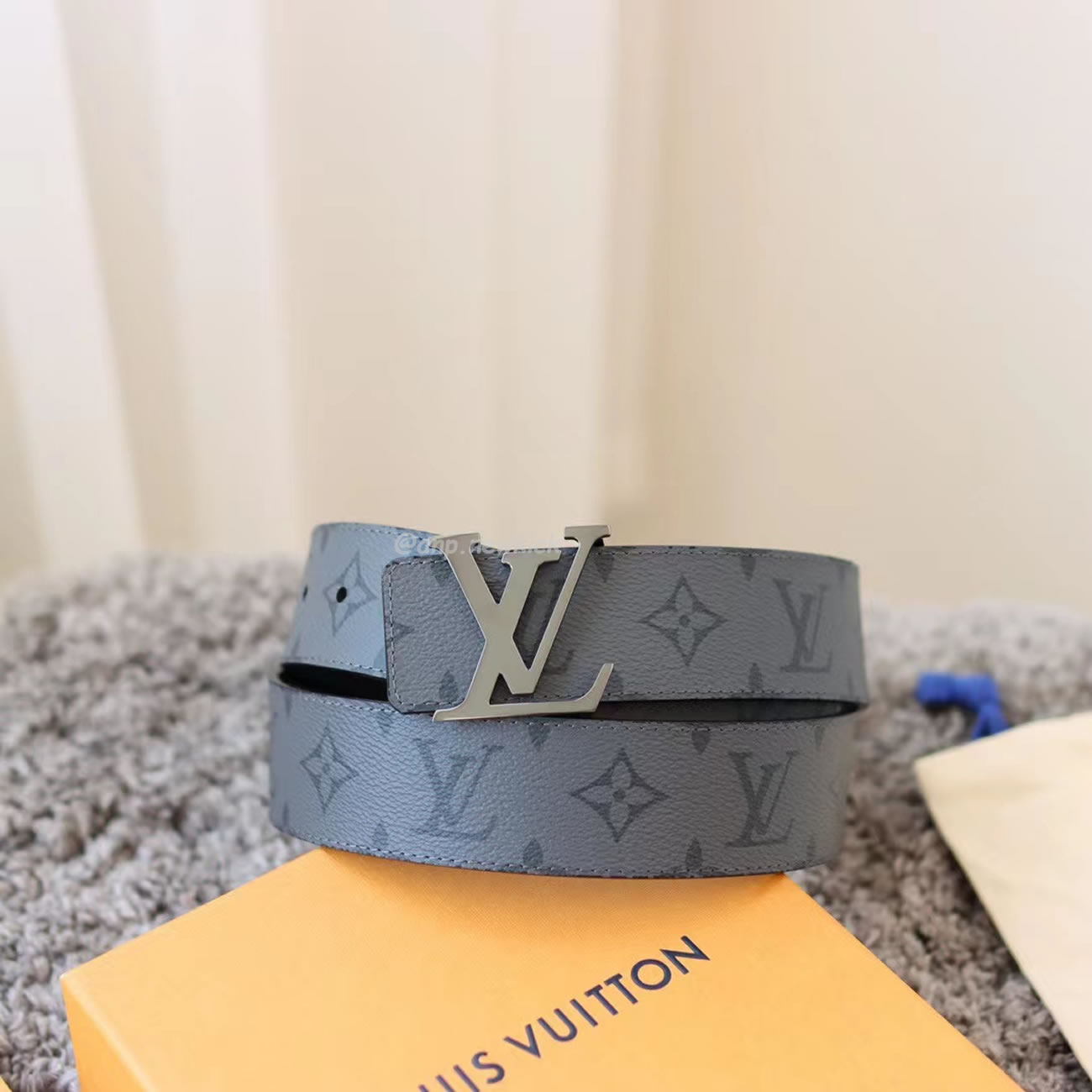 Louis Vuitton Reversible Belt Initiales Monogram Eclipse Reverse 40mm Gray M0285t (8) - newkick.app