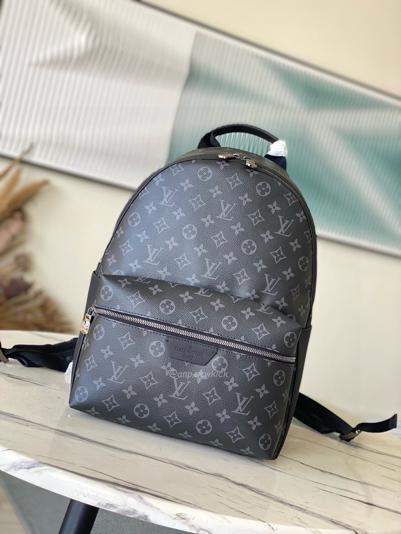 Louis Vuitton Discovery Pm Knapsack M22558 (2) - newkick.app