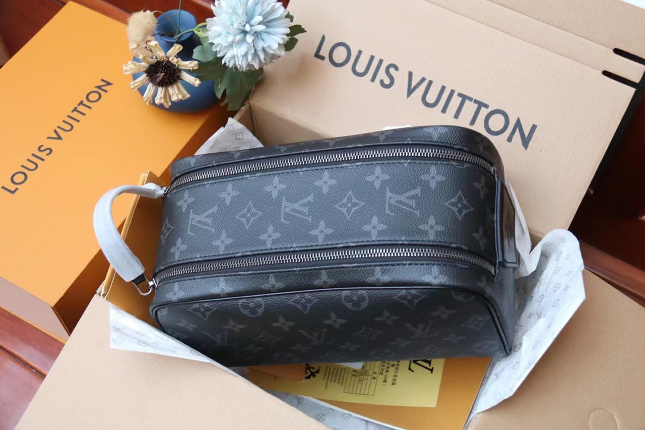 Louis Vuitton Dopp Kit M46354 (11) - newkick.app