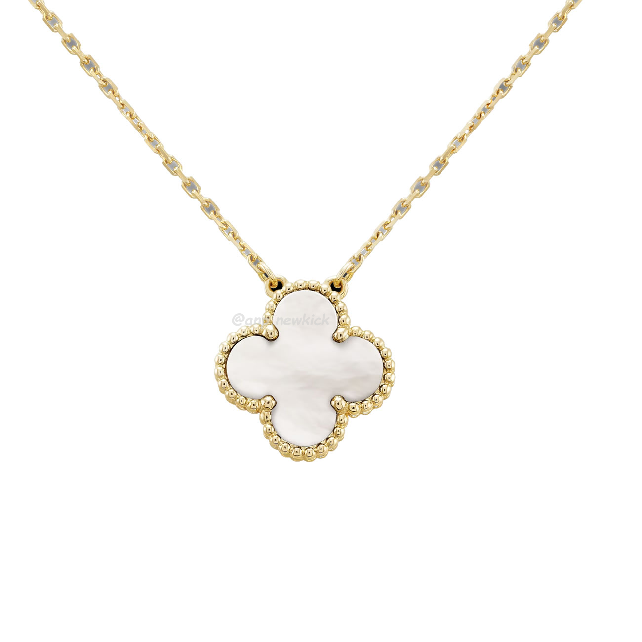 Van Cleef Arpels Vintage Alhambra Pendant (2) - newkick.app