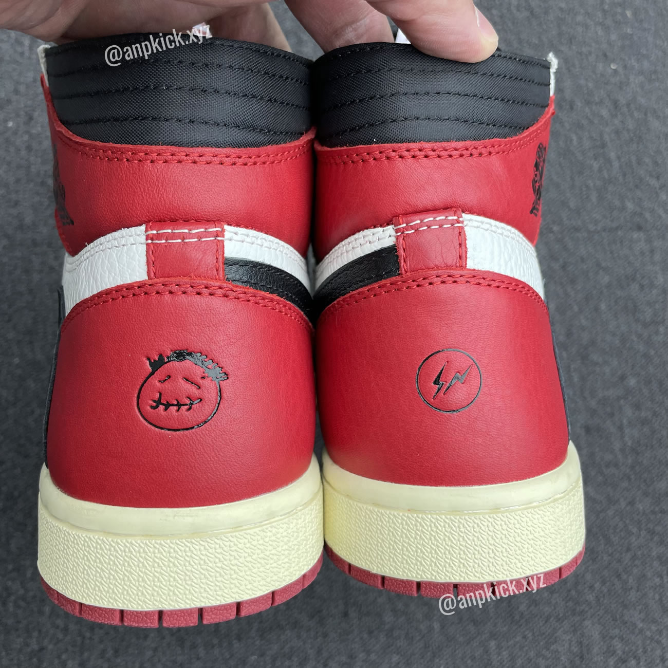 Travis Scott x Air Jordan 1 High OG SP "White Red/Black" x Fragment Custom Making