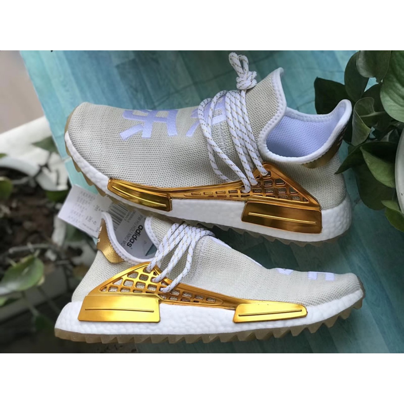 Pharrell Williams PW x Adidas Hu Holi NMD MC China Exclusive "Happy" Metallic Gold F99762