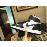 Air Jordan 1 Retro High OG "Oreo" Black/White 555088-010