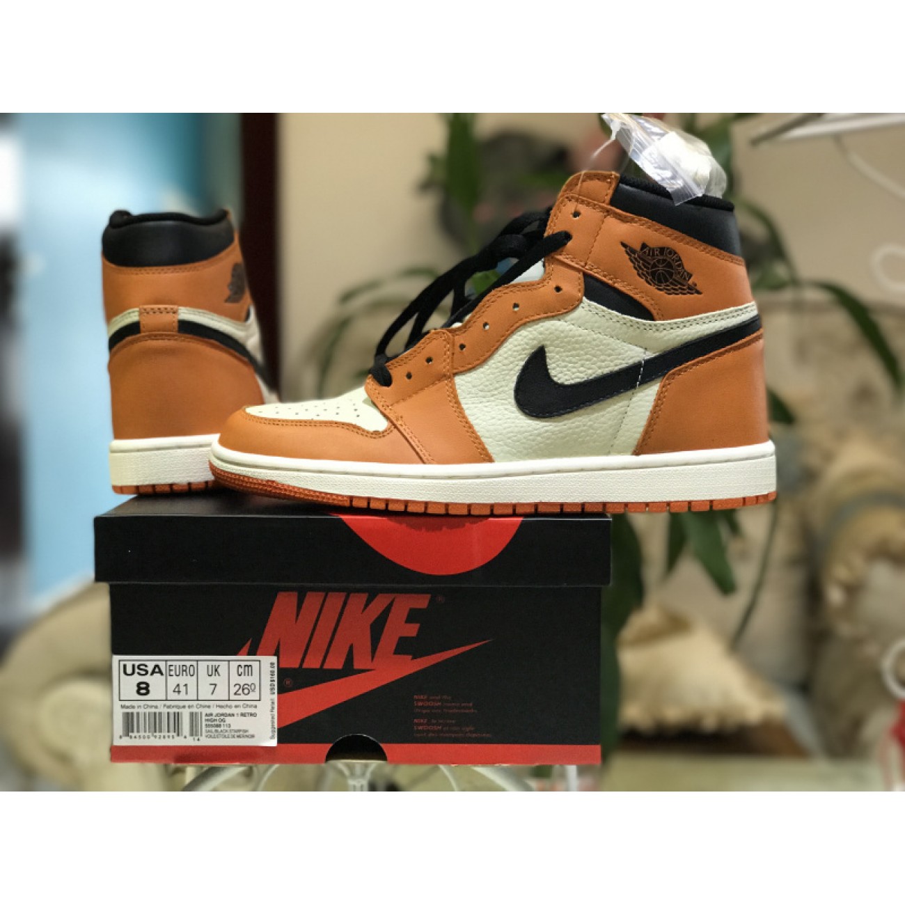 Air Jordan 1 "Shattered" 555088-113