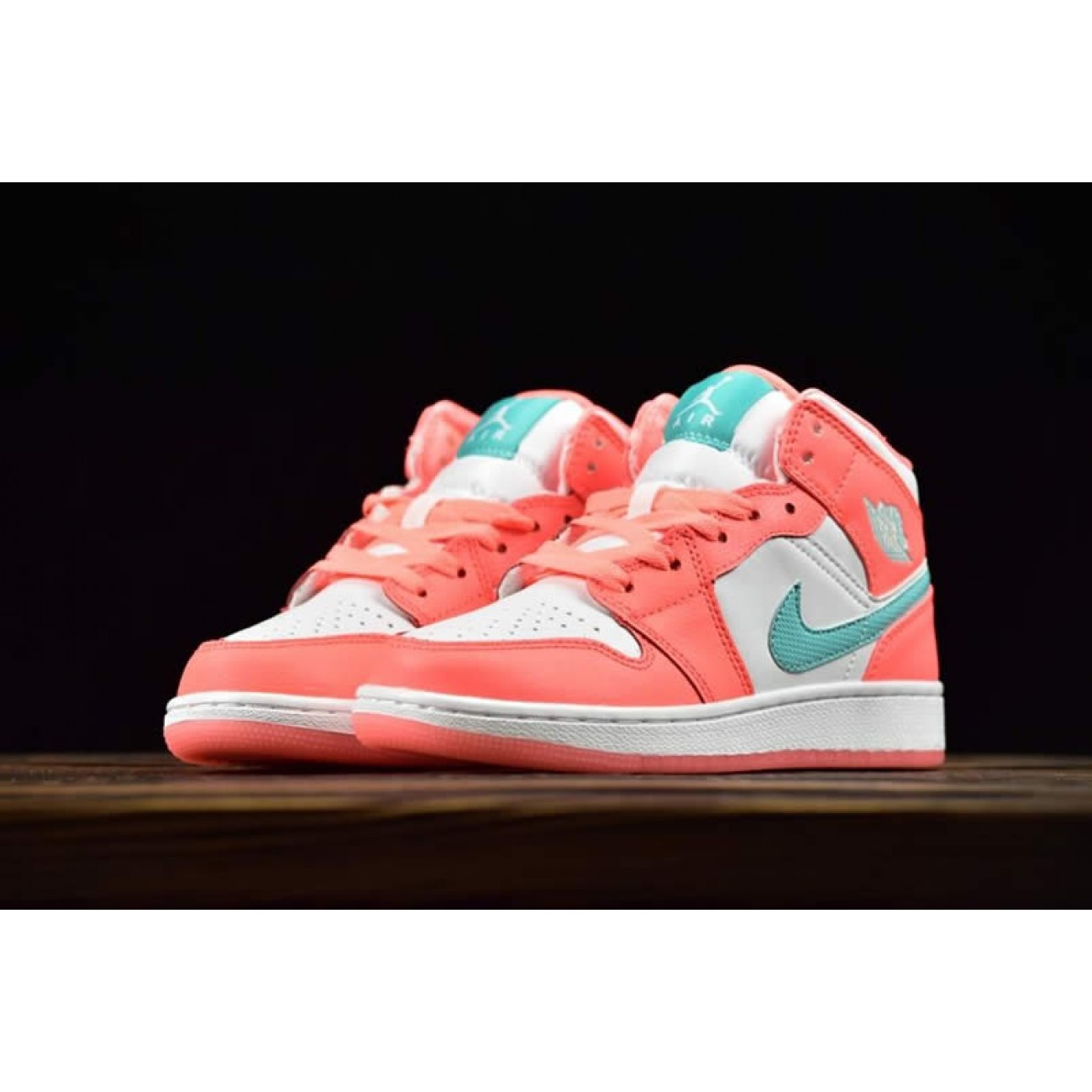 Air Jordan 1 Mid GS "Crimson Pulse" Pink Aqua 555112-814