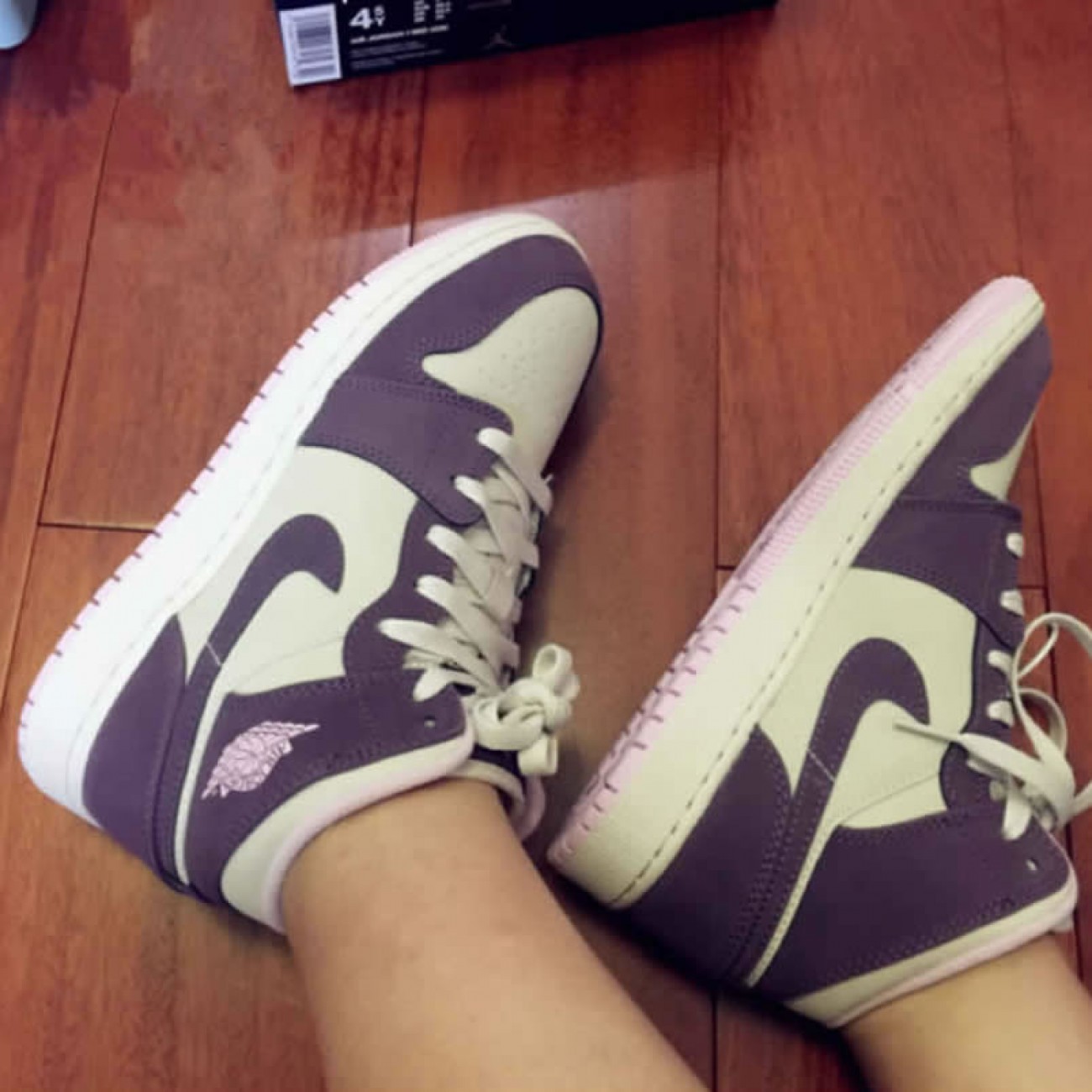 Air Jordan 1 Mid GS "Pro Purple / Desert Sand" Shoes For Women 555112-500