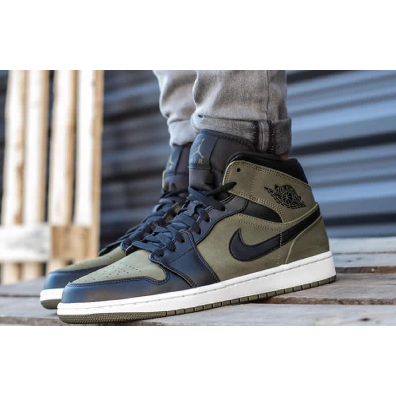 Nike Air Jordan 1 Mid "Dark Olive Canvas" Release Date 554724-301