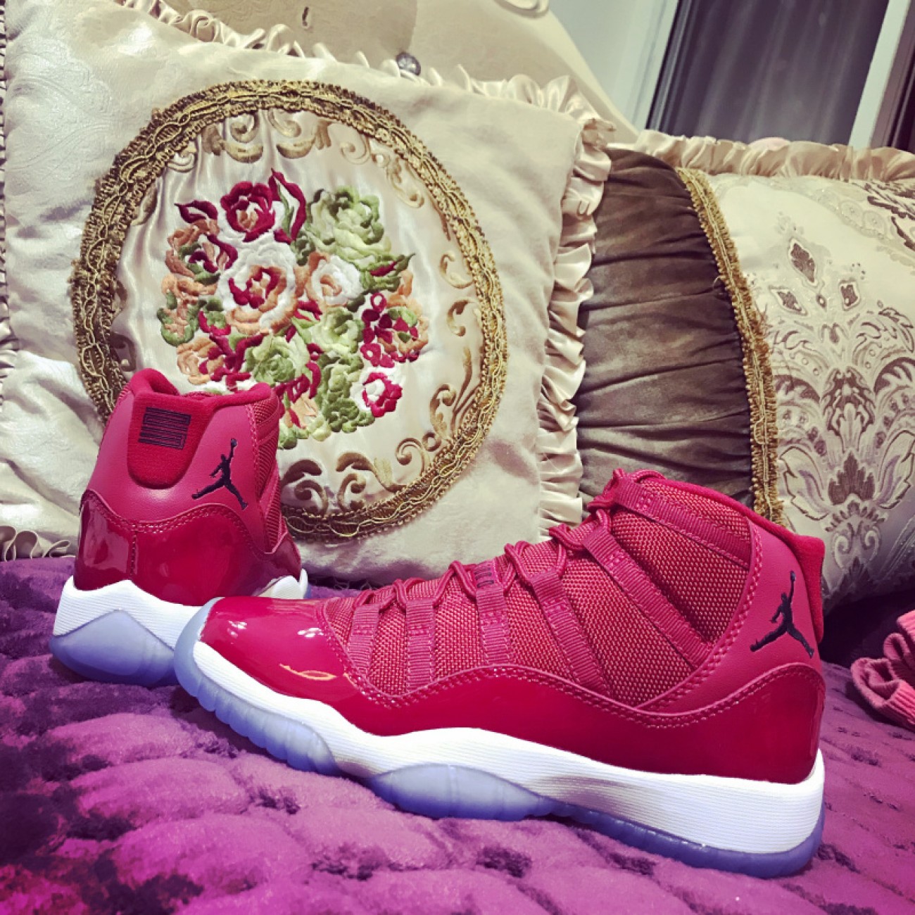 Air Jordan 11 GS "Gym Red" 378037-623