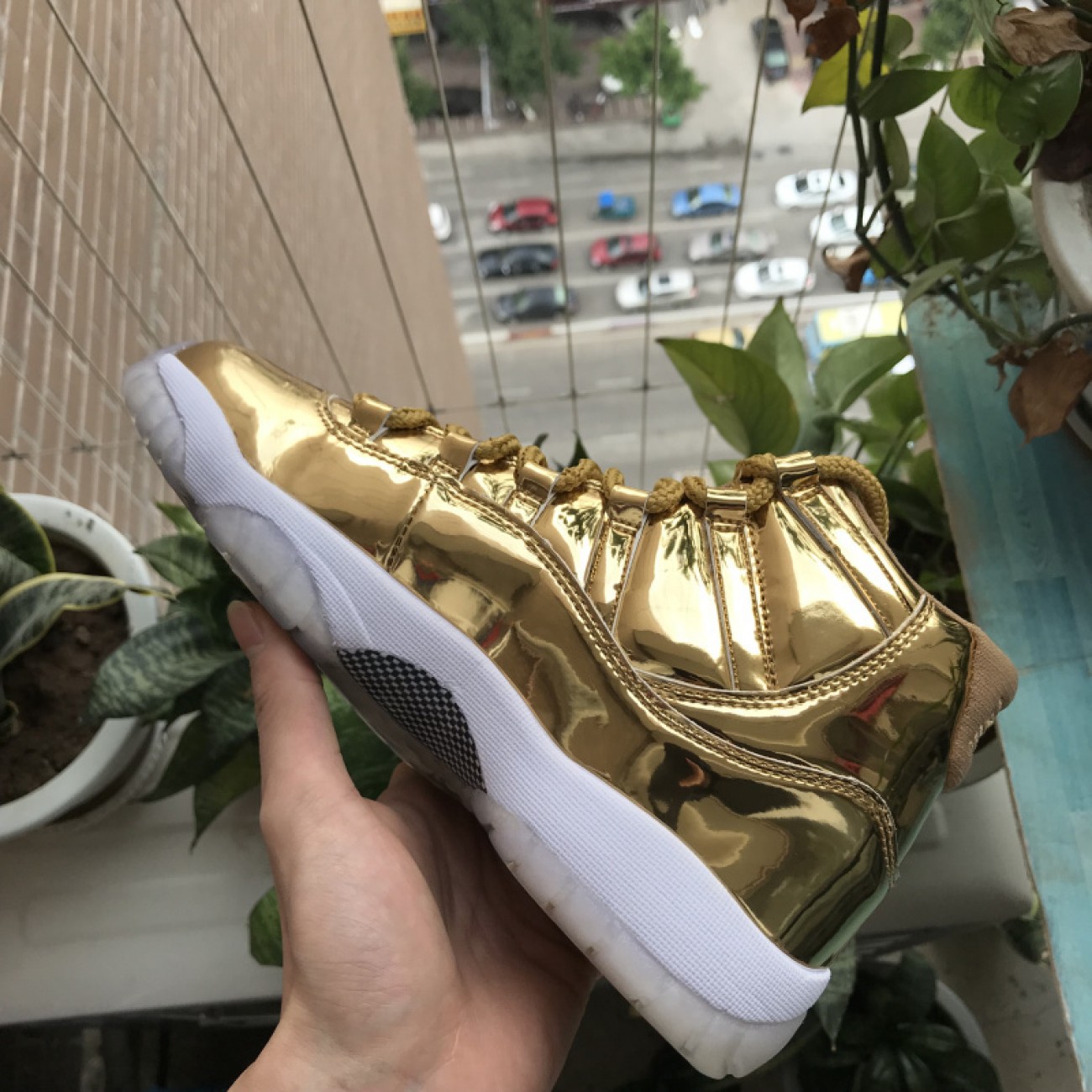 Air Jordan 11 "Liquid Gold" 378038-103