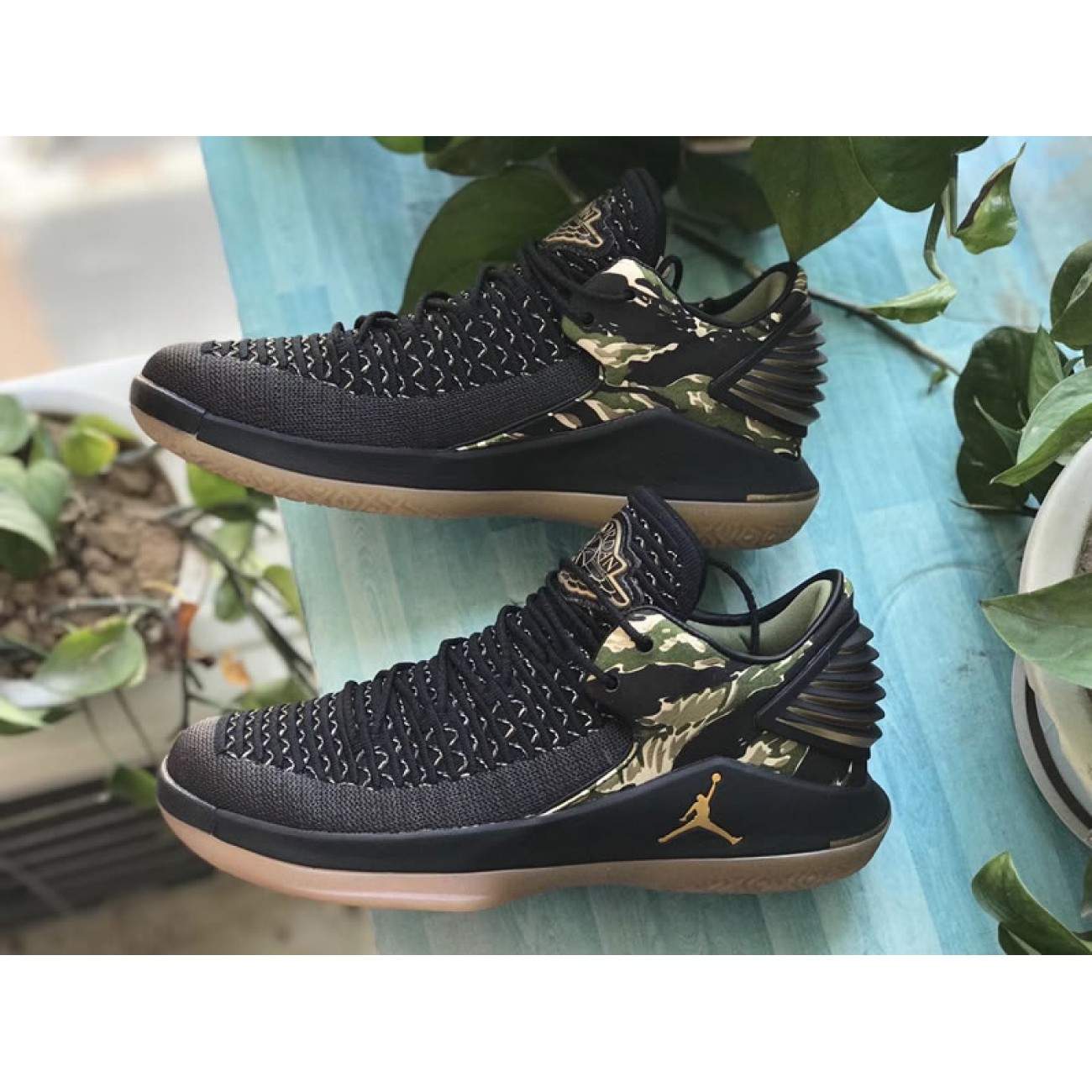 Air Jordan 32 Low "Tiger Camo" Black AH3347-021