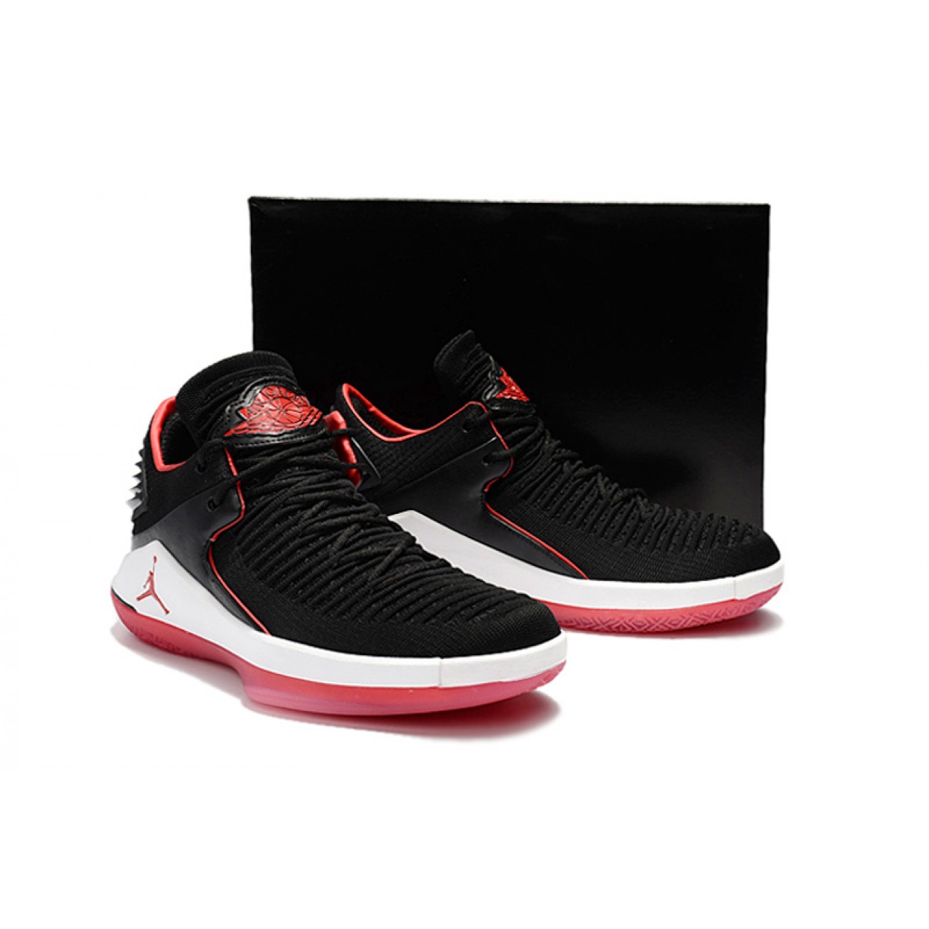 Air Jordan 32 XXXII Low Black/White/Red