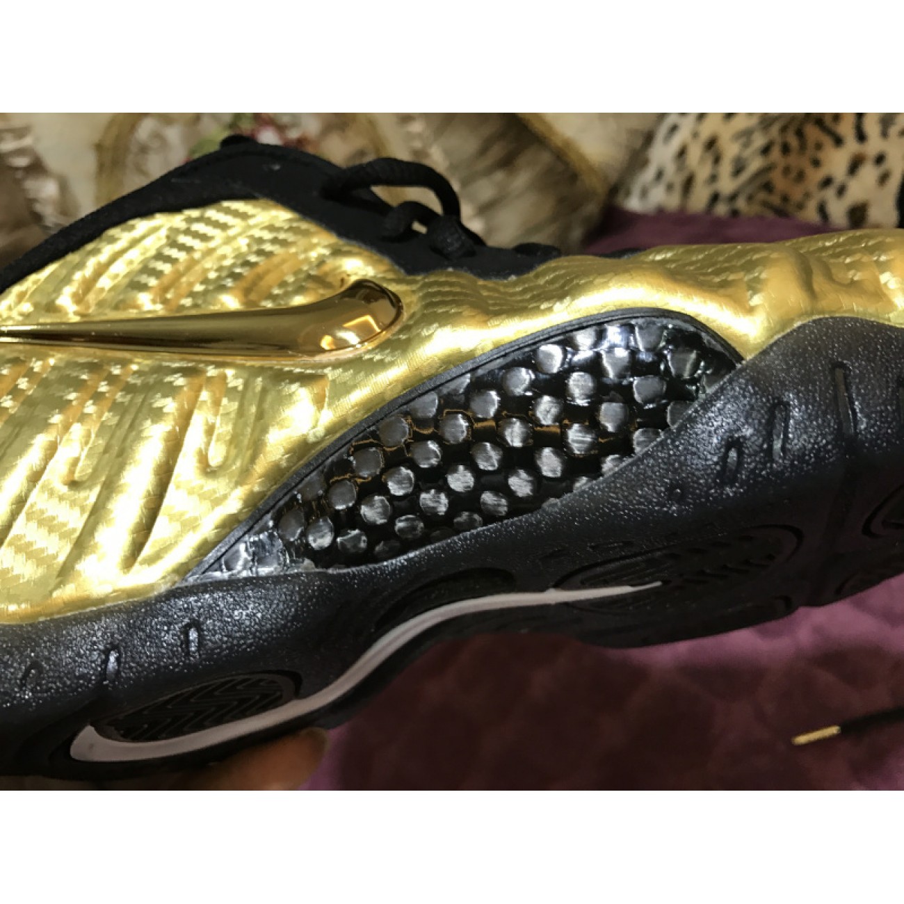 Nike Air Foamposite Pro "Metallic Gold" 624041-701