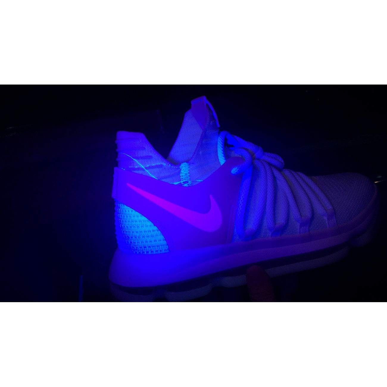 Kevin Durant KD10 White/Pink/Reflective