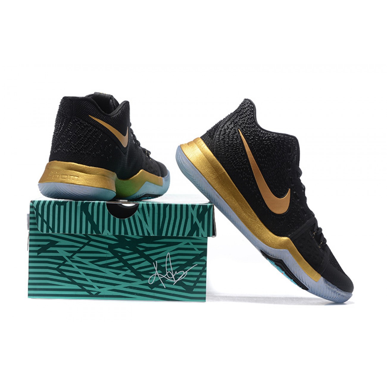 Kyrie 3 Black/Gold