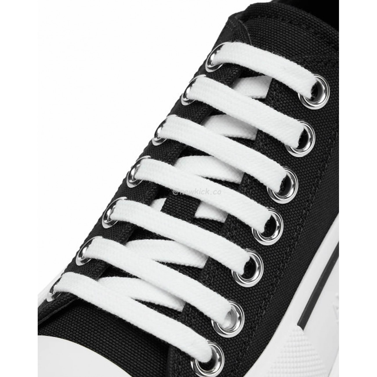 Alexander McQueen Tread Slick Low Lace Up Black White