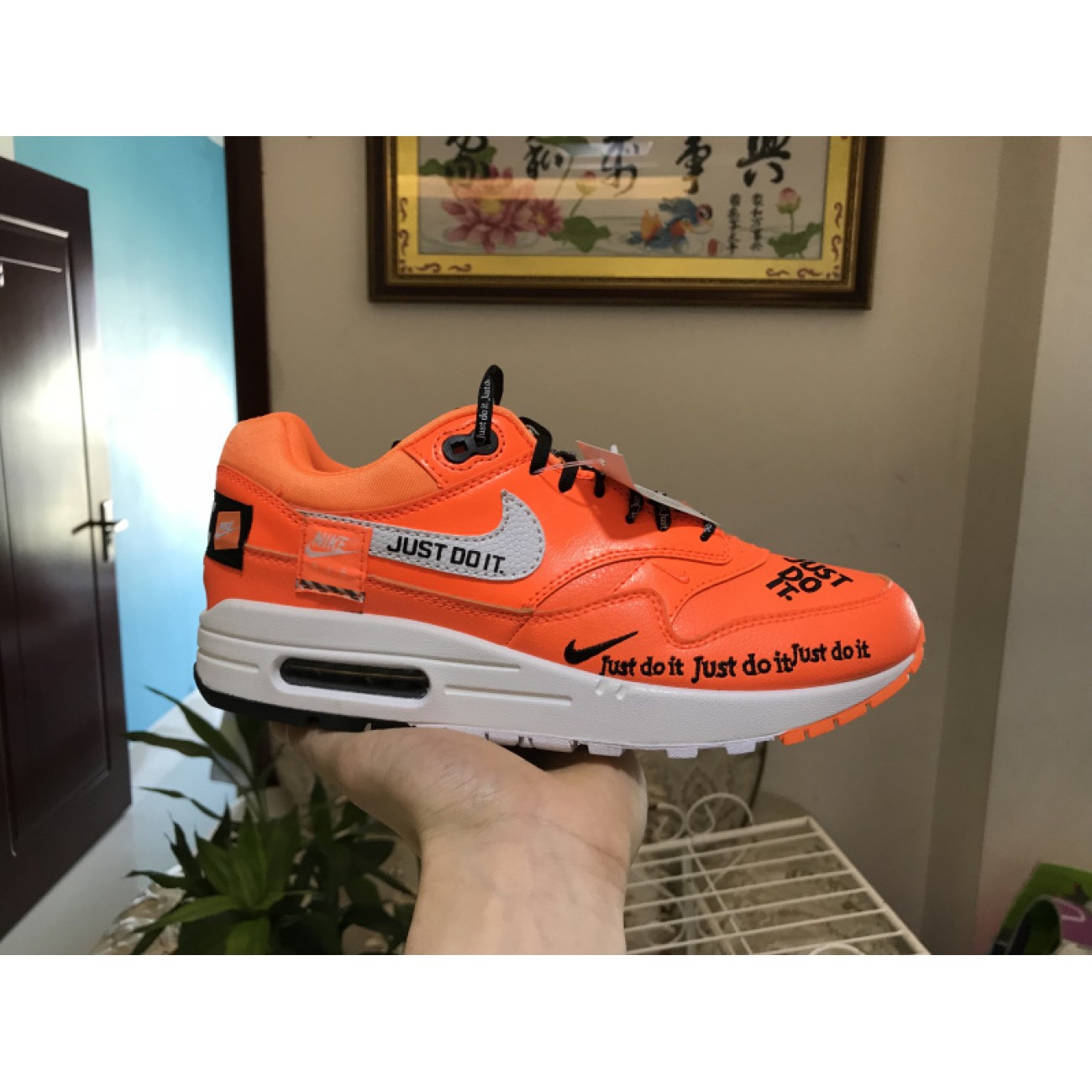 Nike "Just Do It" Air Max 1 Mens Running Shoes Orange Shock 917691-800