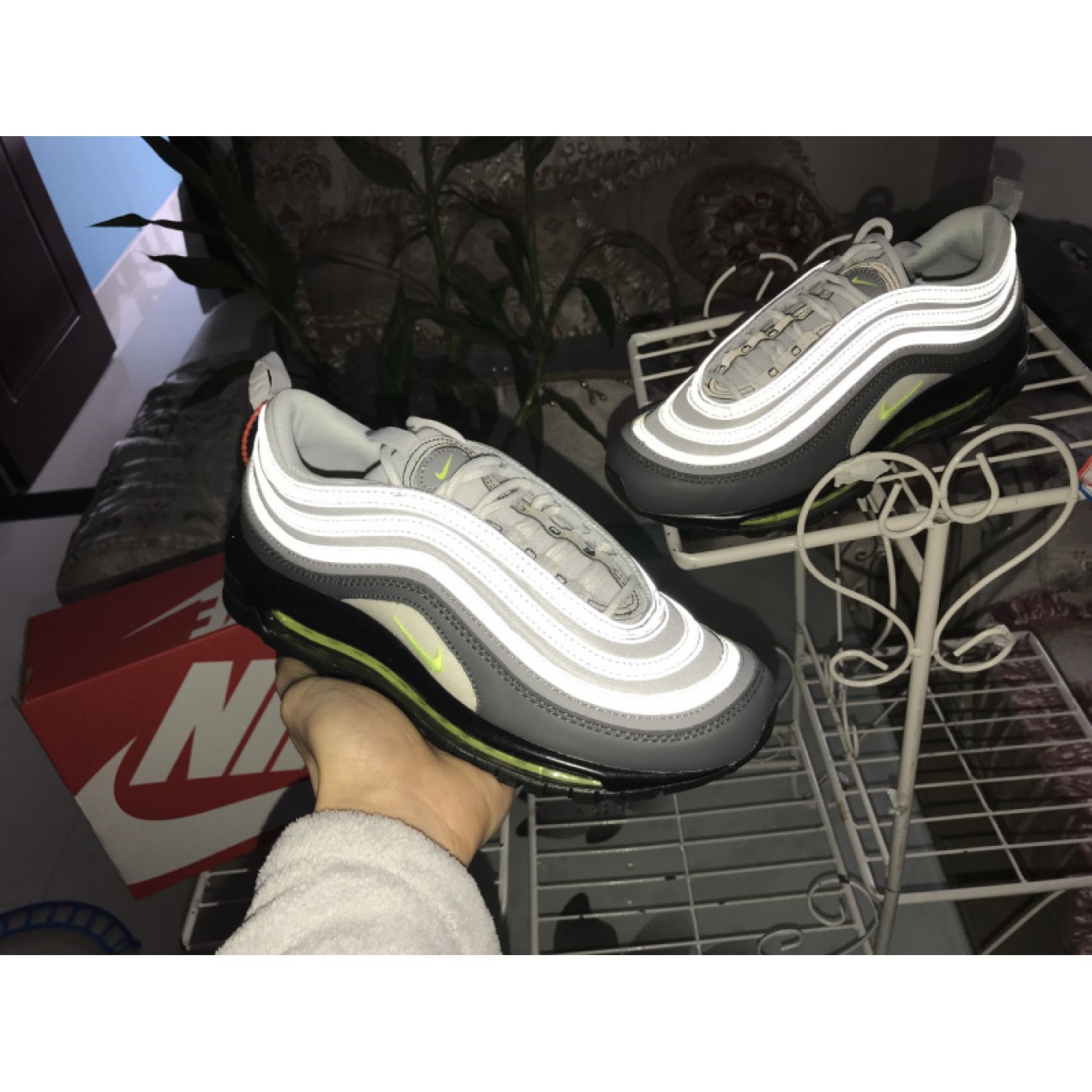 Wmns Nike Air Max 97 Volt Dark Grey 921733-003