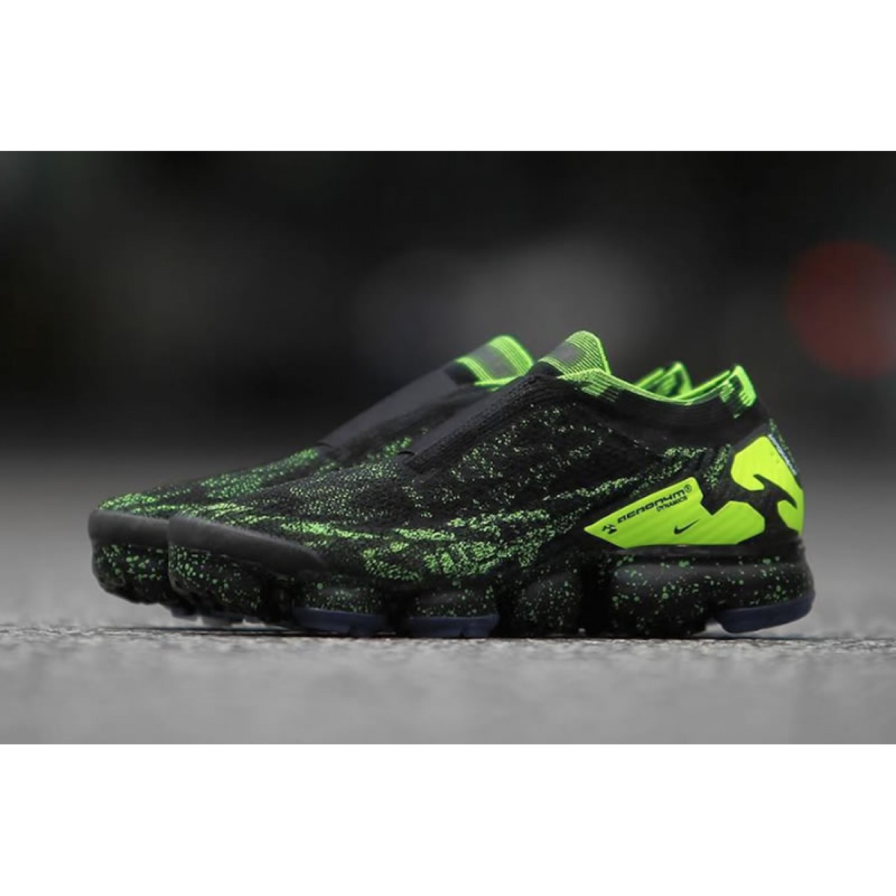 Acronym x Nike Air Vapormax Moc 2 AQ0996-007 Black / VoltBlack